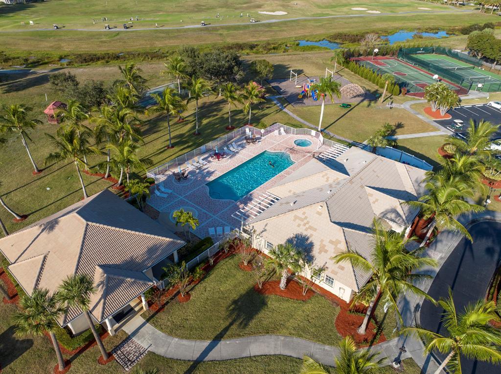 ST JAMES GOLF CLUB POD E PHASE II - Residential