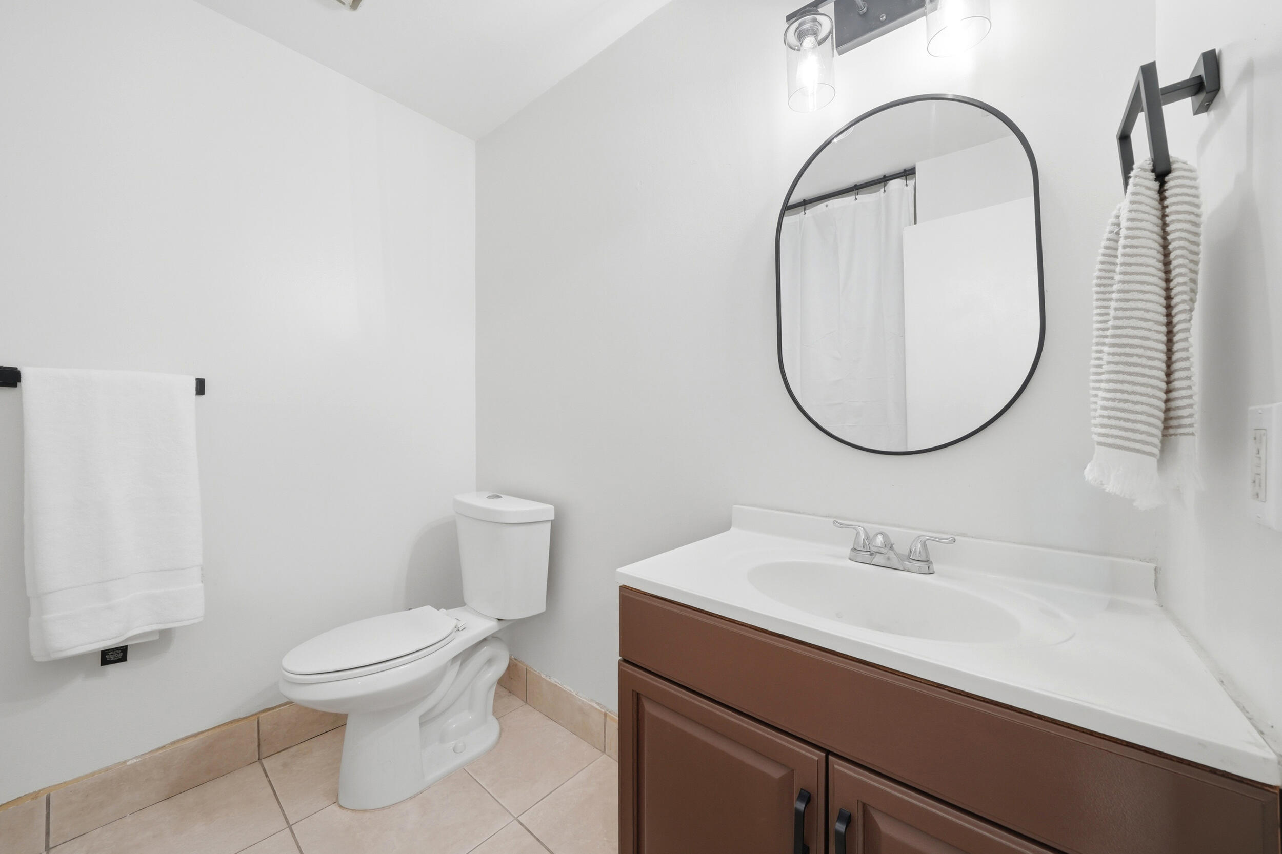 SPRINGDALE LAKE D CONDO - Residential