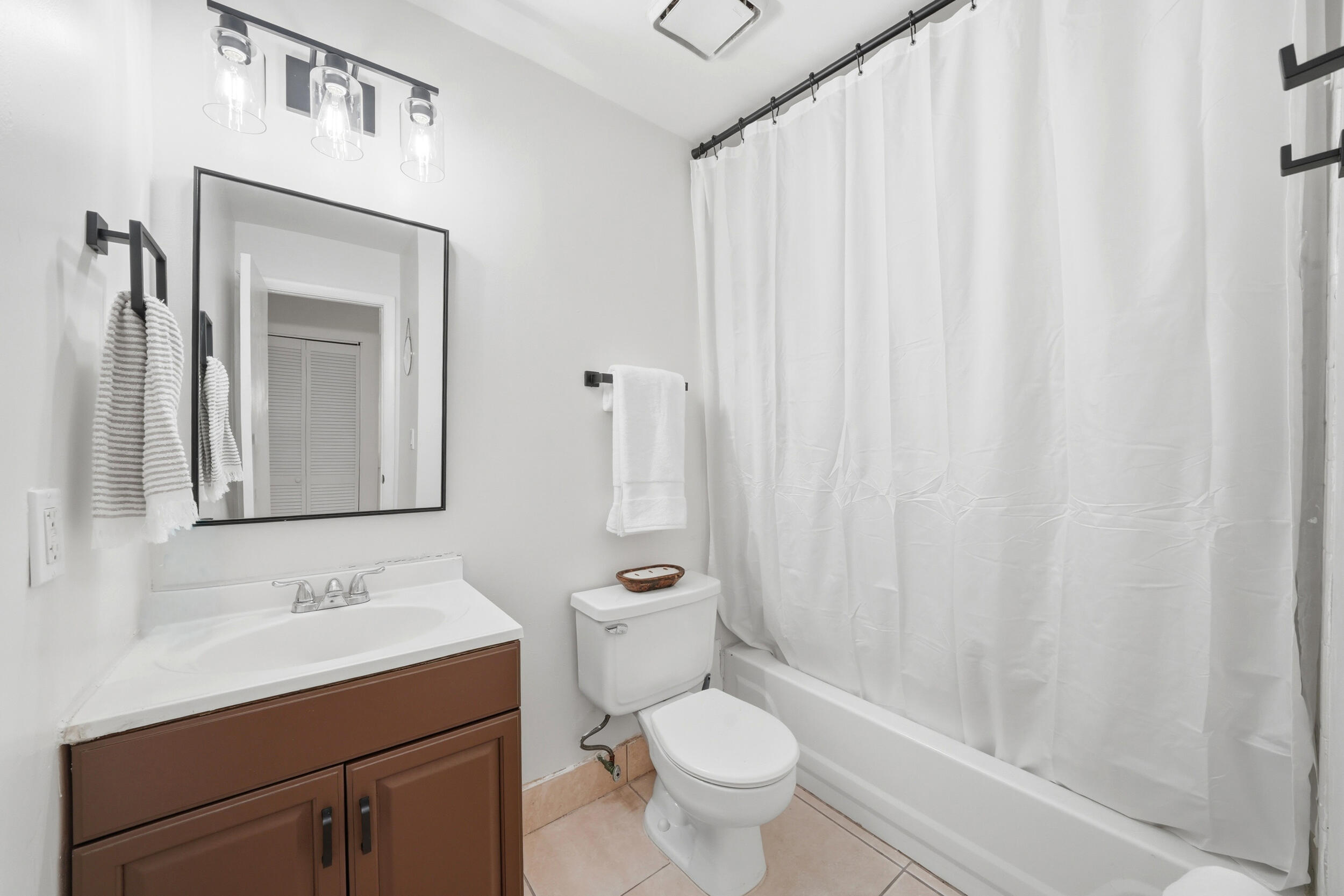 SPRINGDALE LAKE D CONDO - Residential