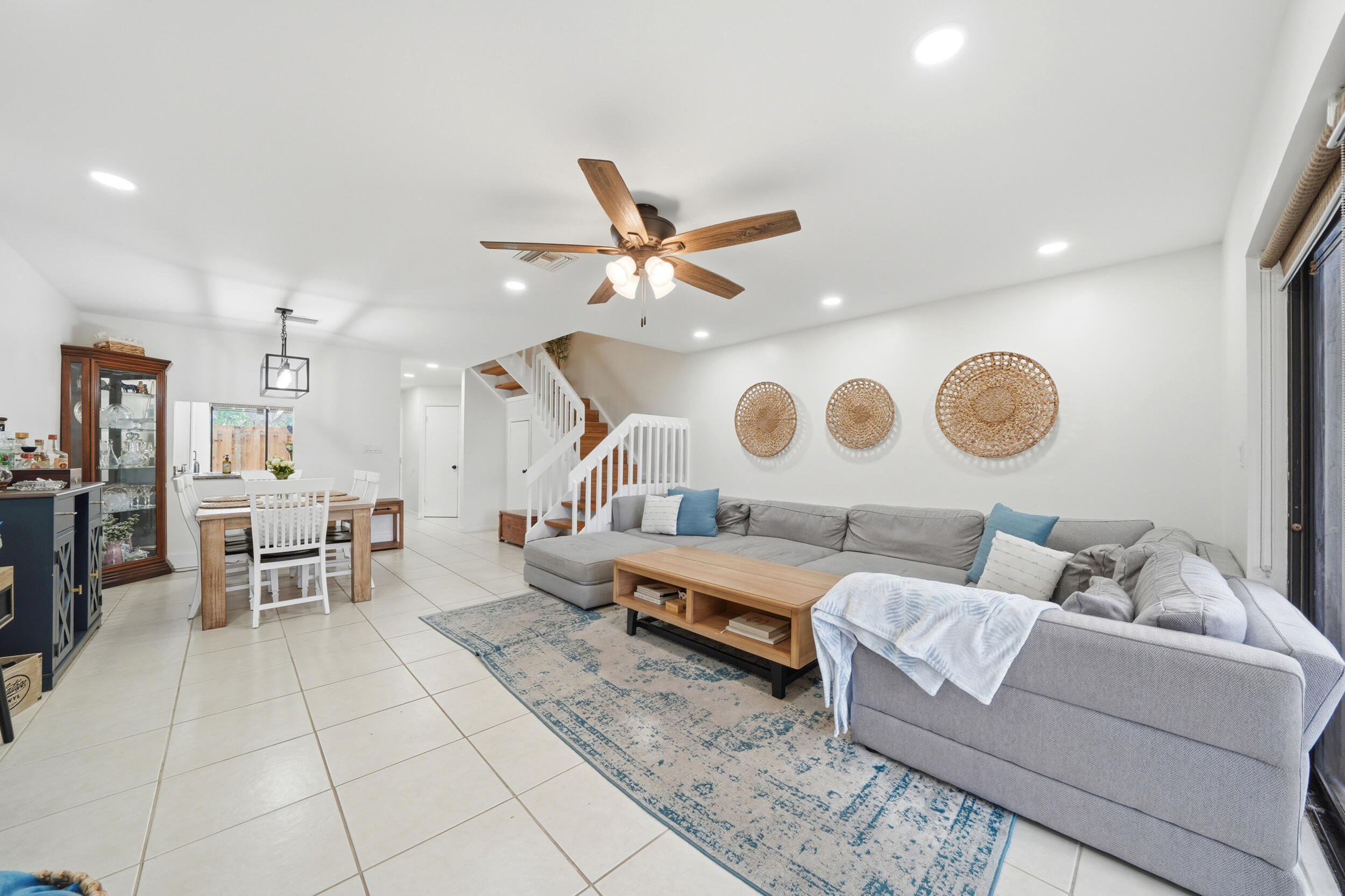 SPRINGDALE LAKE D CONDO - Residential