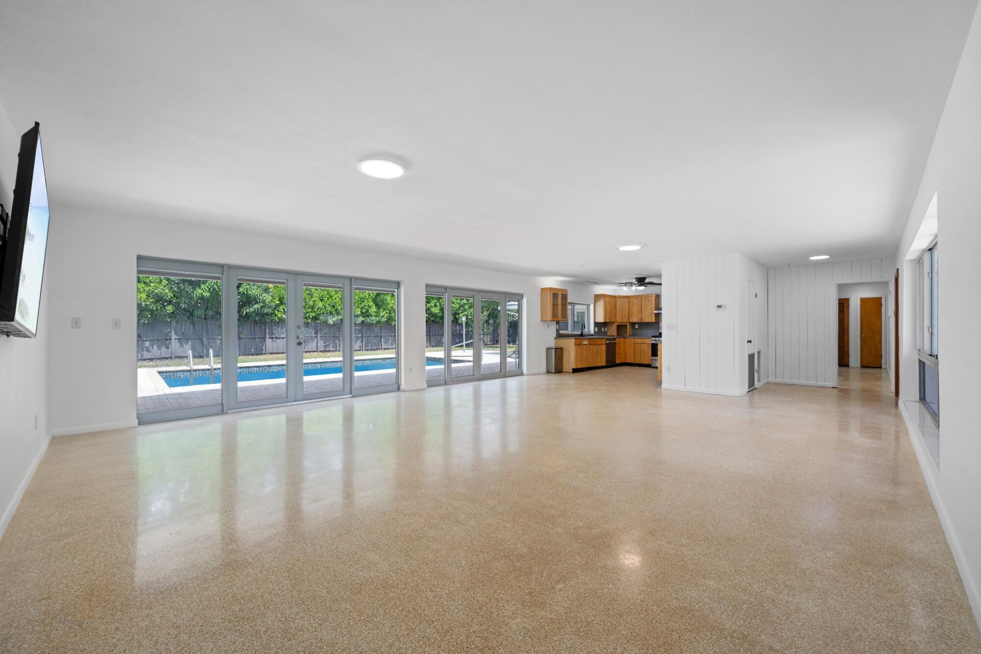 HIGHLAND WOODS SEC 1 - Residential