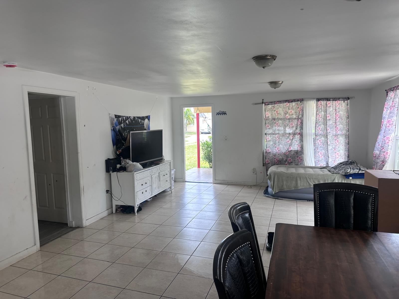 NORTH PALM BCH 2 - Residential