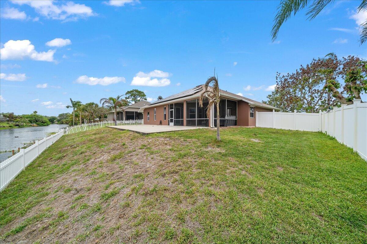 SEBASTIAN HIGHLANDS UNIT 11 - Residential