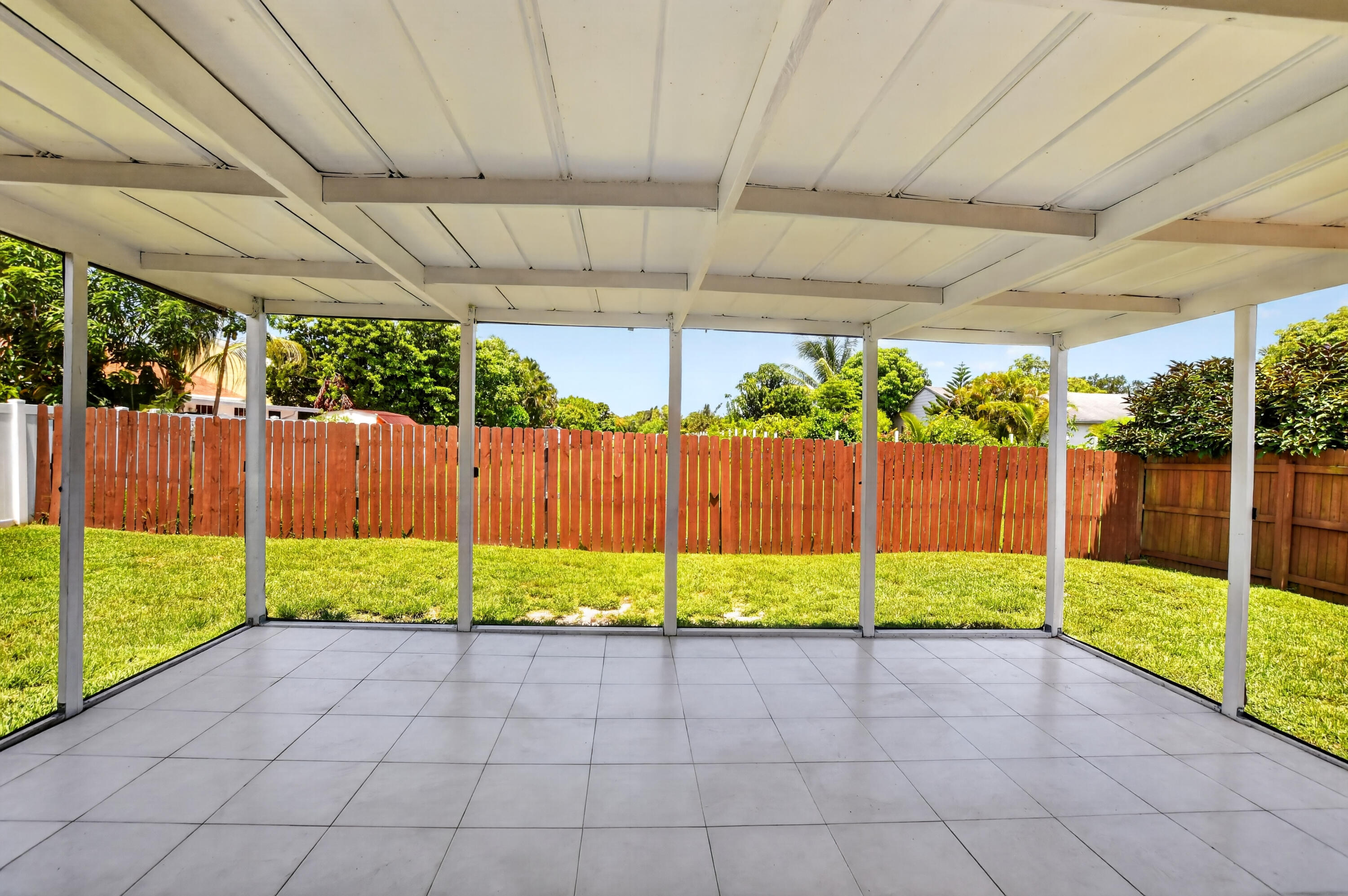 TRENDS AT BOCA RATON UNIT 1 - Residential