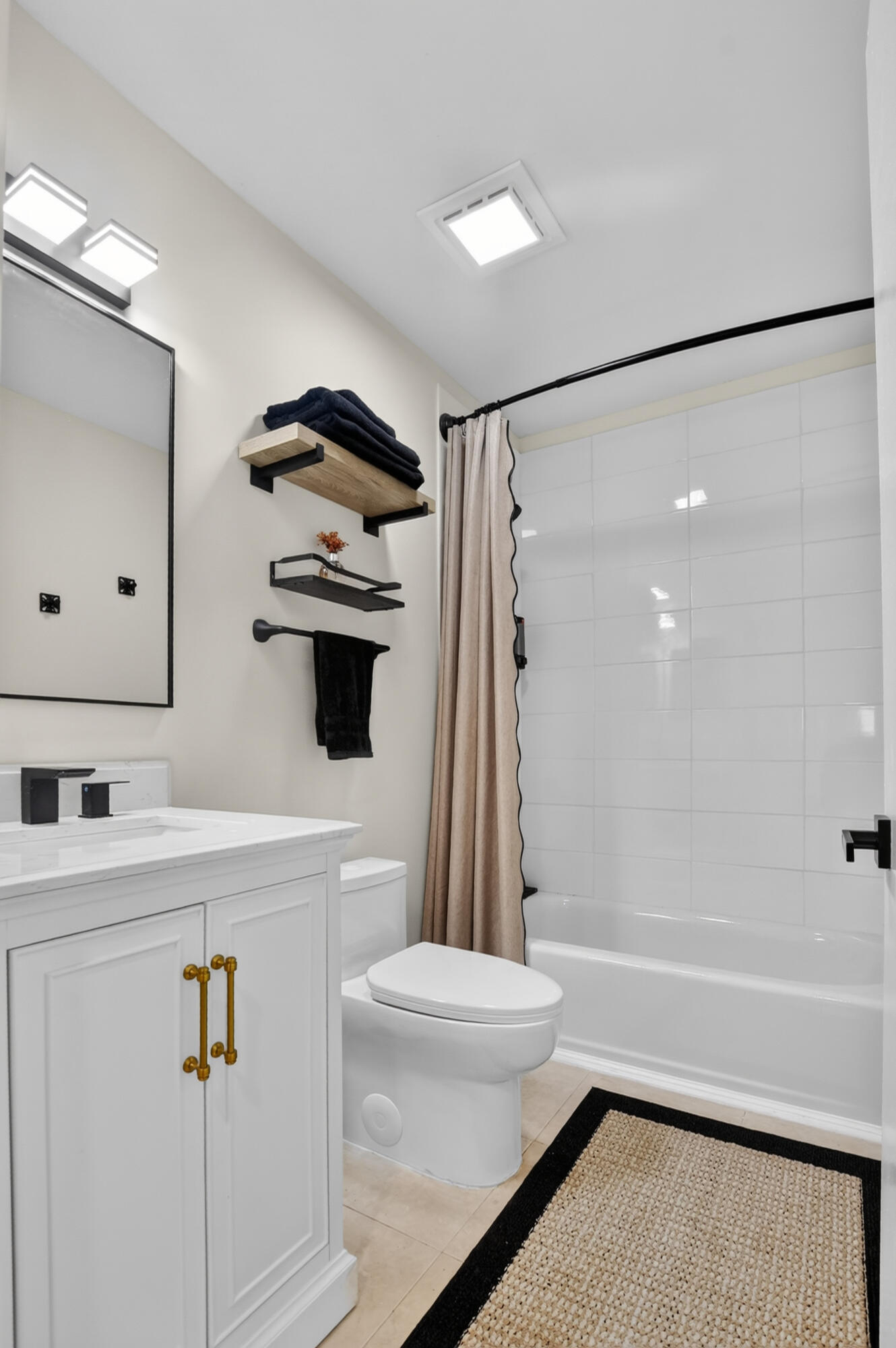 TRENDS AT BOCA RATON UNIT 1 - Residential