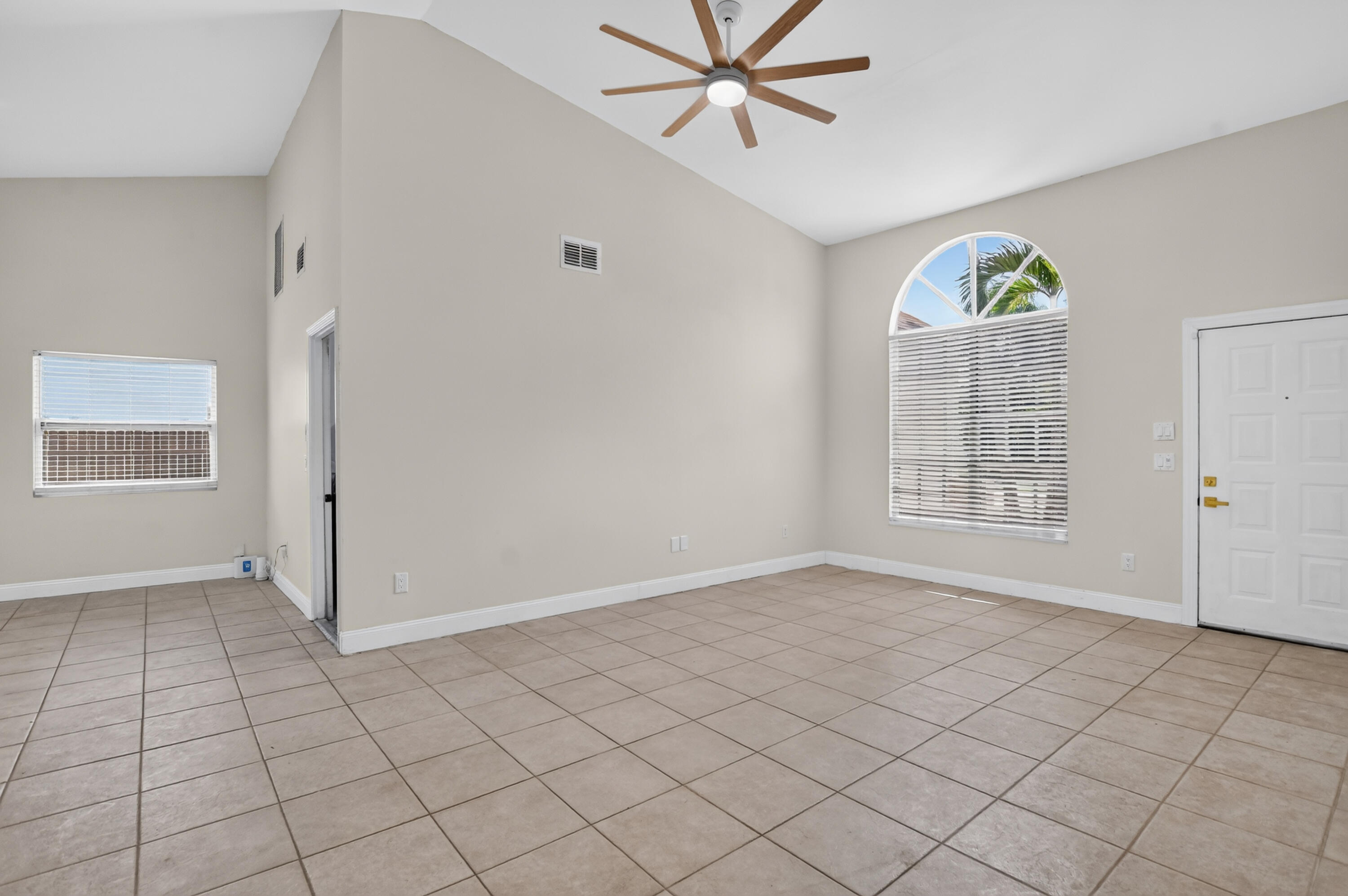 TRENDS AT BOCA RATON UNIT 1 - Residential