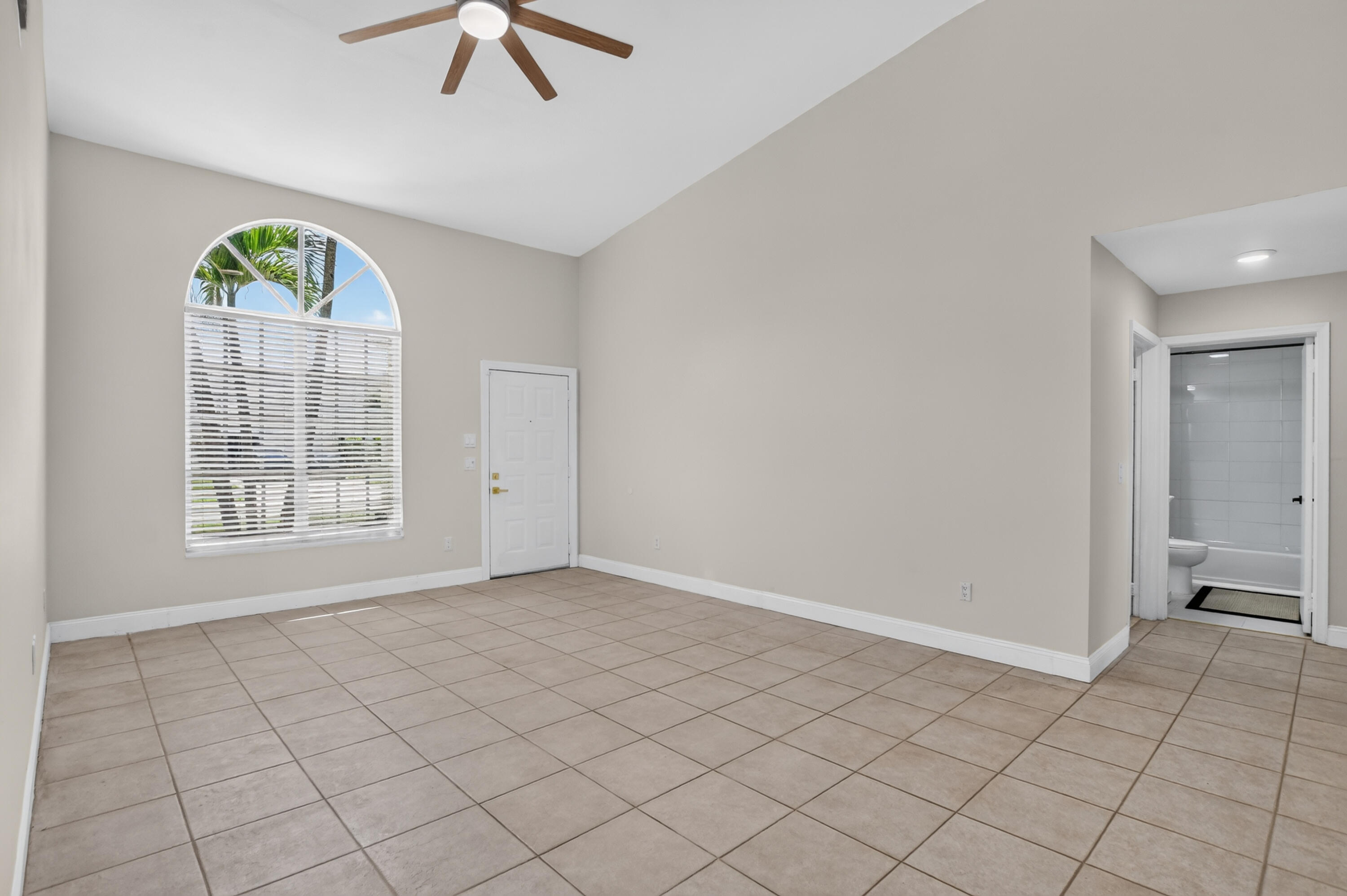 TRENDS AT BOCA RATON UNIT 1 - Residential