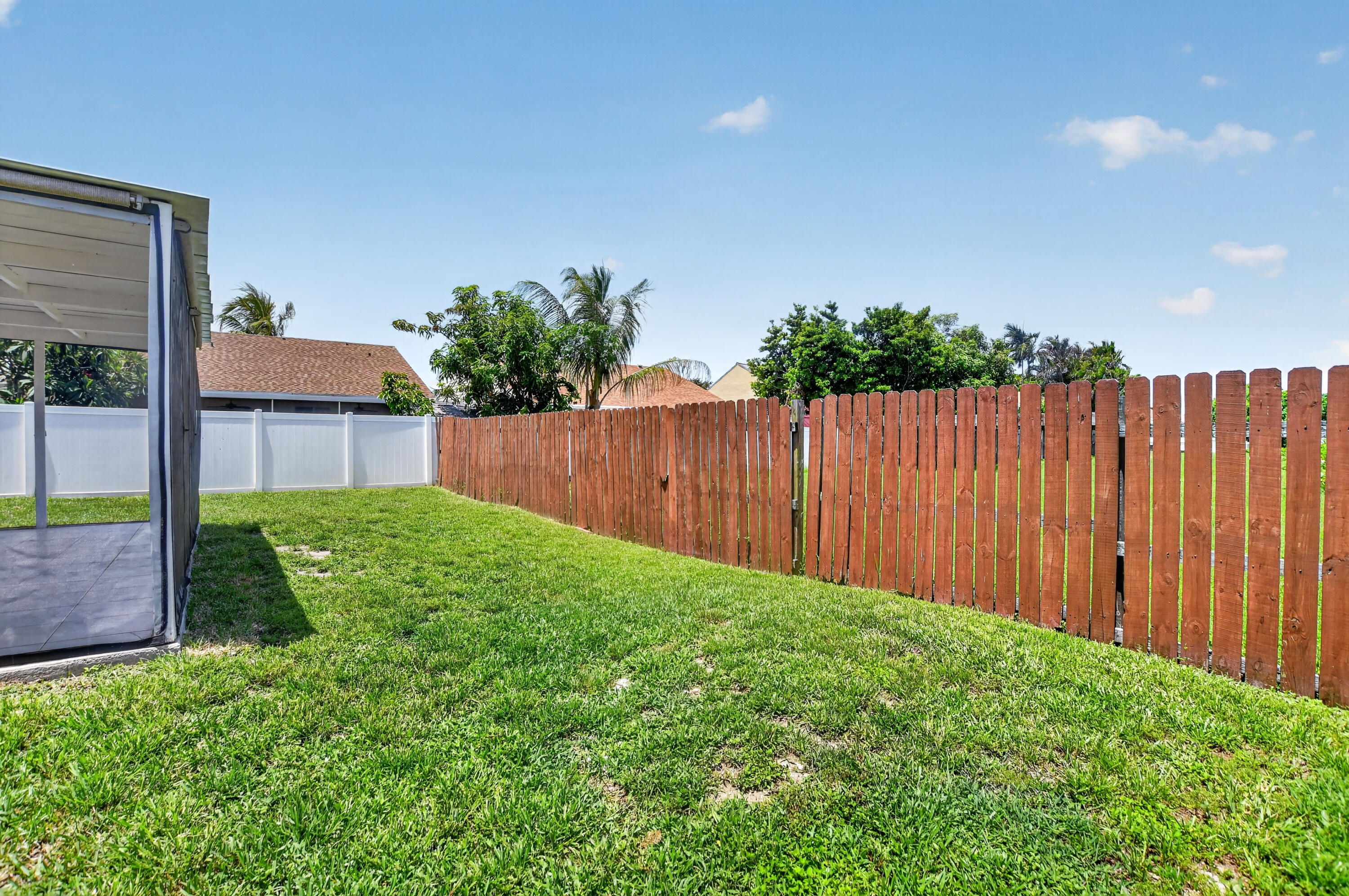 TRENDS AT BOCA RATON UNIT 1 - Residential