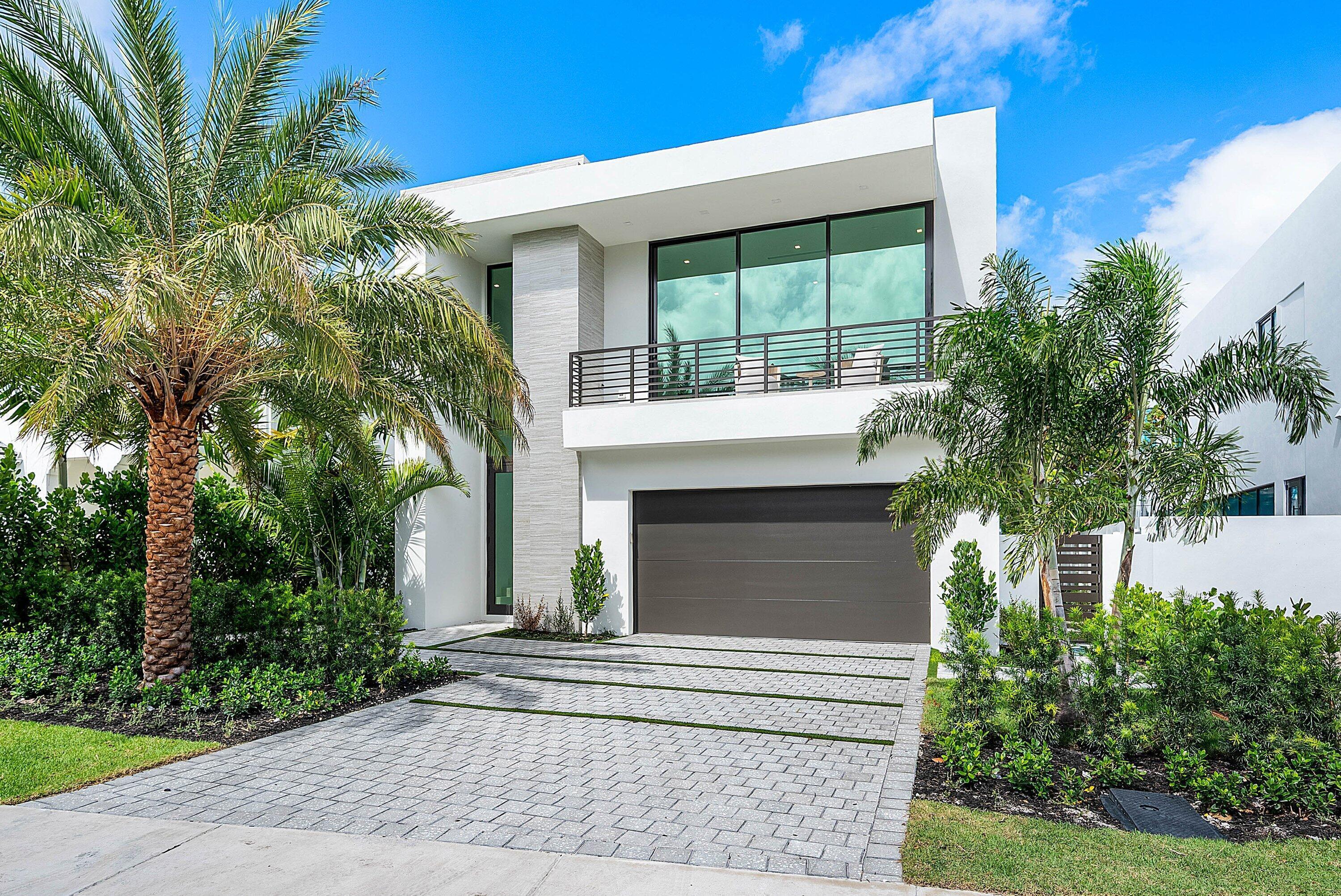 LA HACIENDA DELRAY - Residential