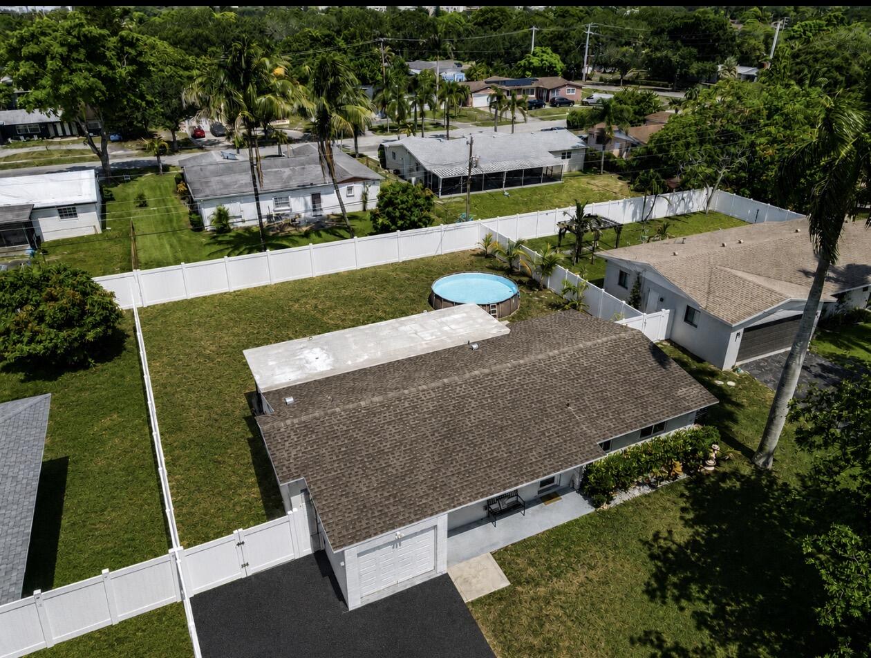 BREEZESWEPT PARK ESTATES - Residential