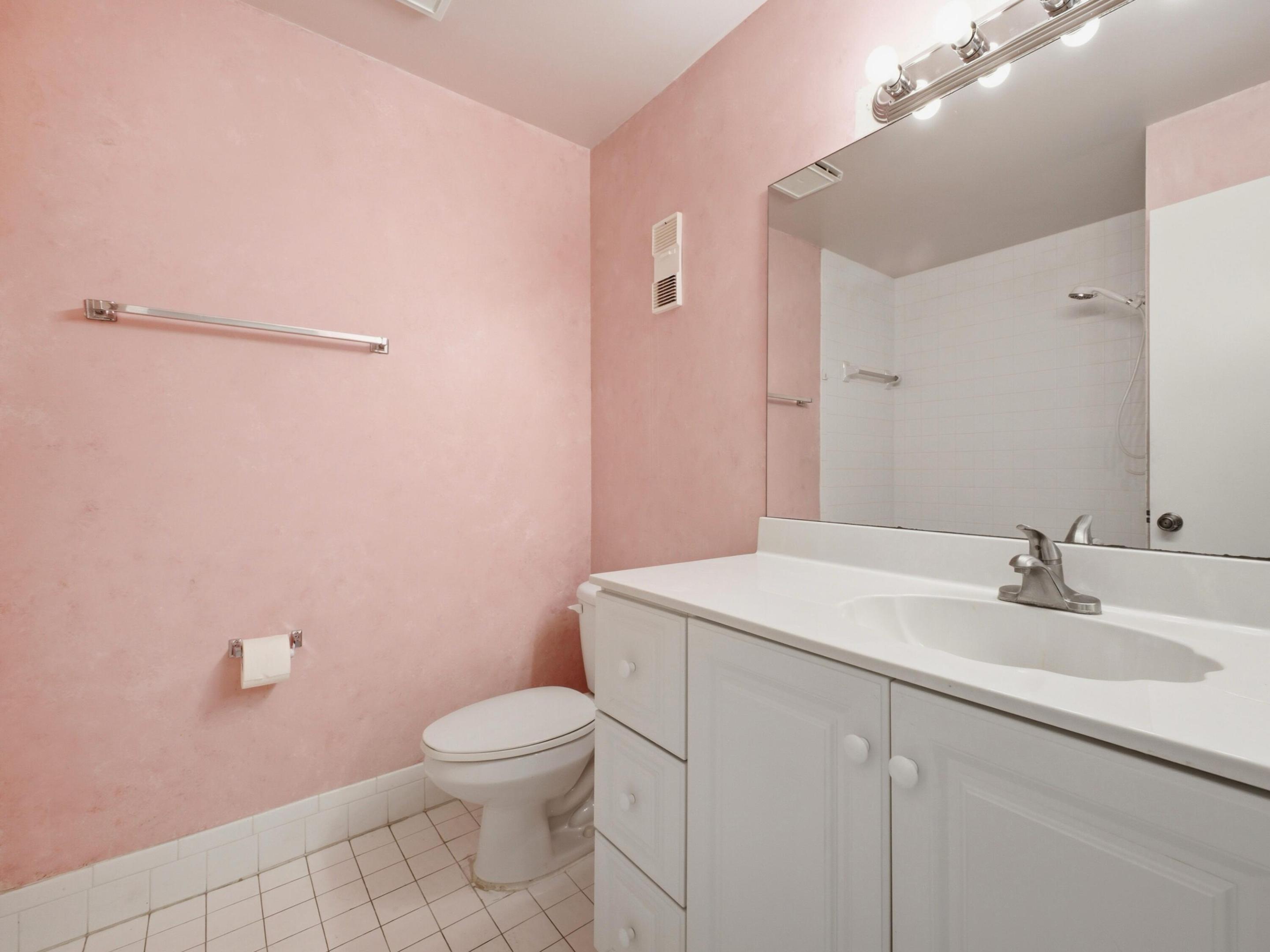 HUNTINGTON POINTE - Residential