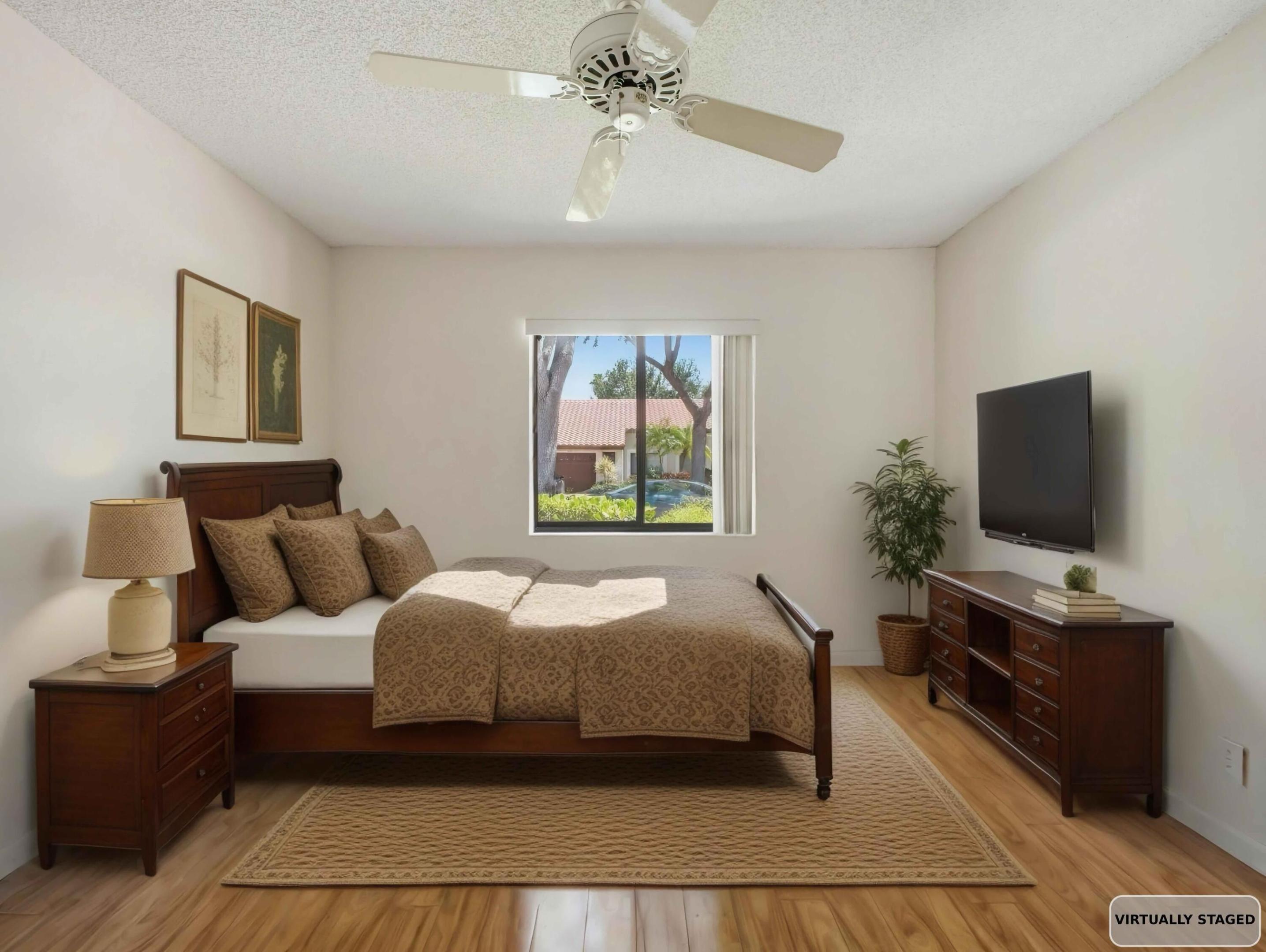 HUNTINGTON POINTE - Residential