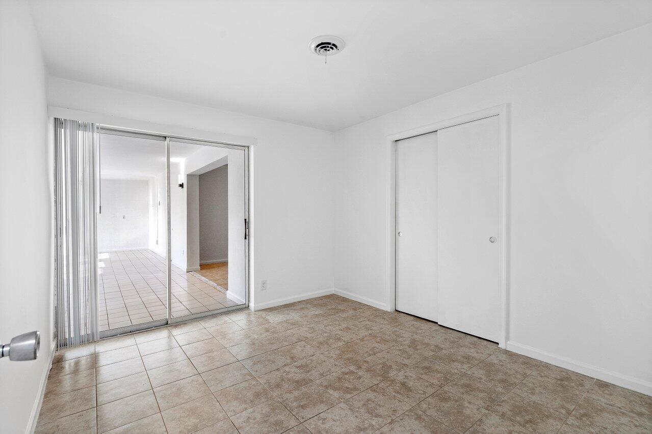 DEERFIELD BEACH GARDENS - Residential