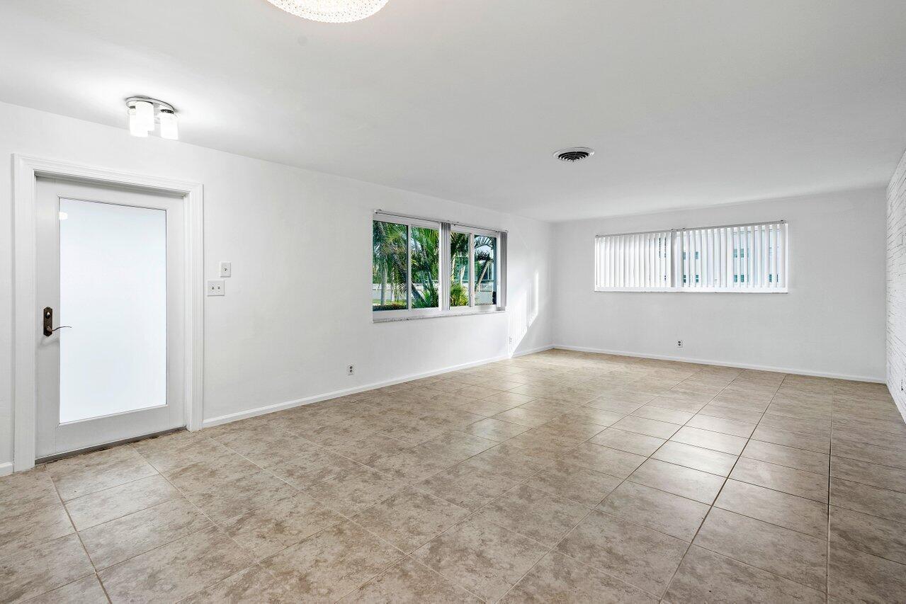DEERFIELD BEACH GARDENS - Residential