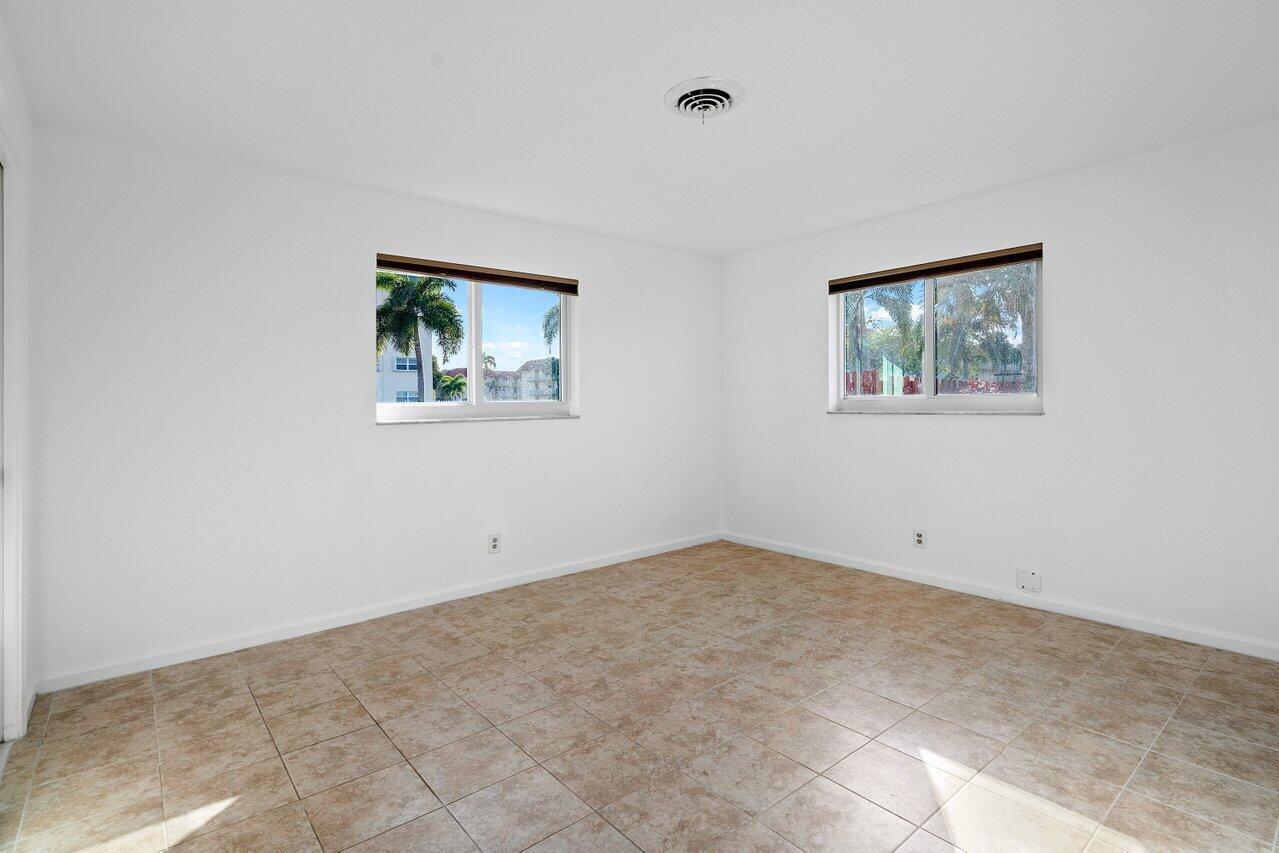 DEERFIELD BEACH GARDENS - Residential