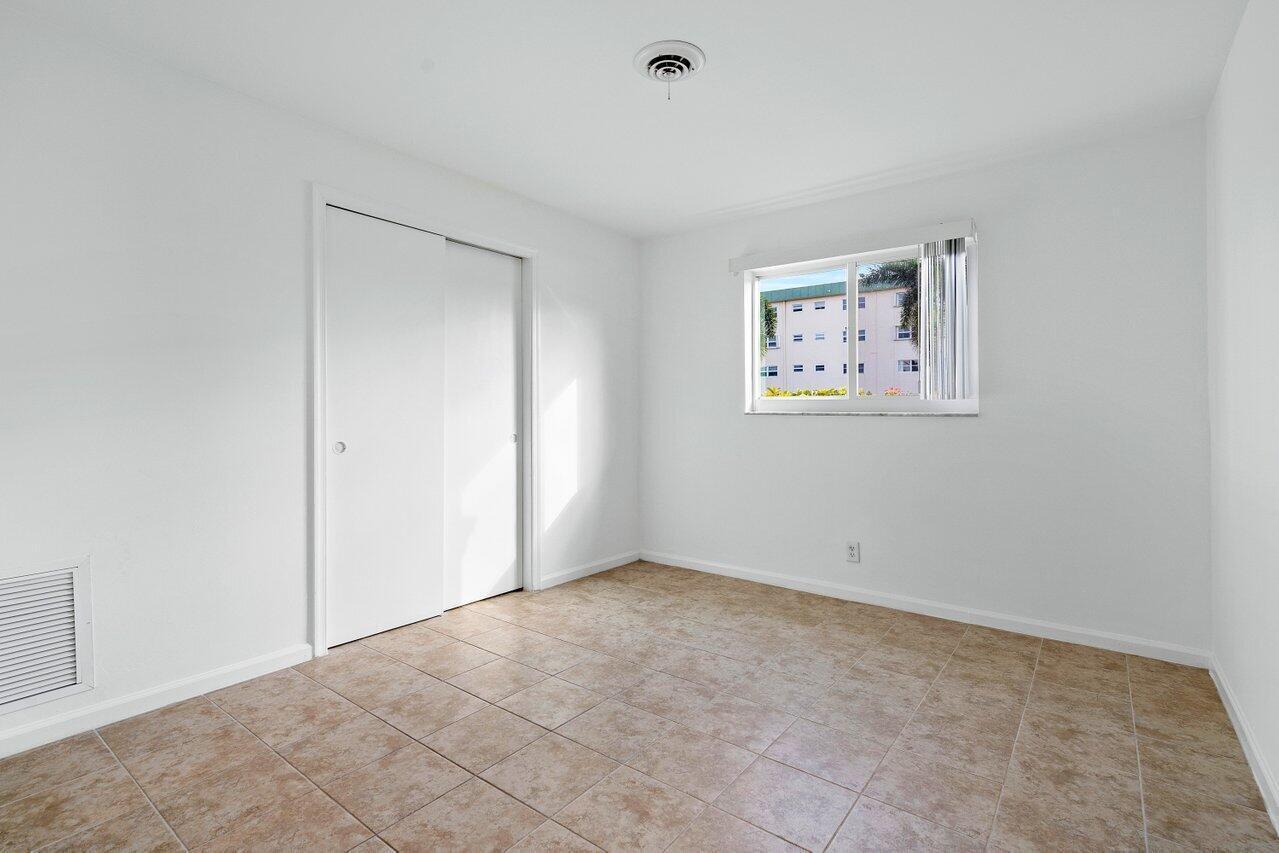 DEERFIELD BEACH GARDENS - Residential