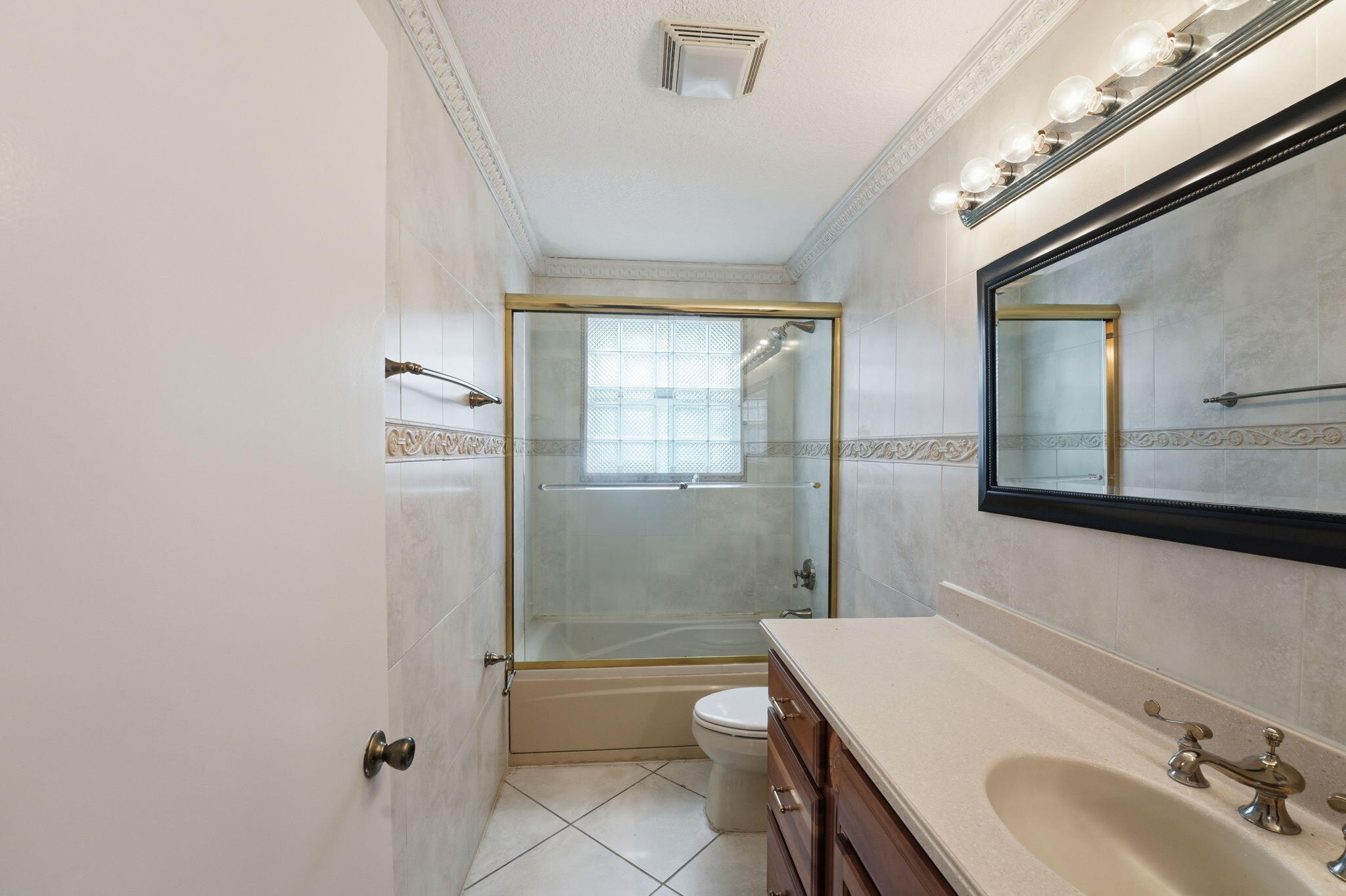 SILVER LAKES PHASE II REPLAT - Residential