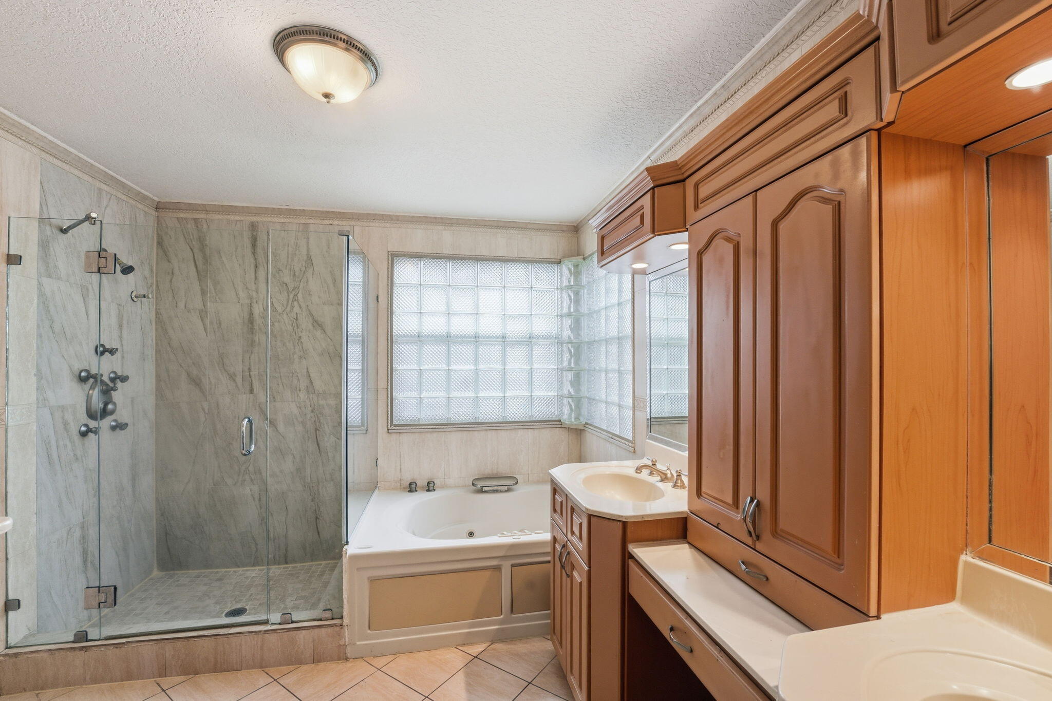 SILVER LAKES PHASE II REPLAT - Residential