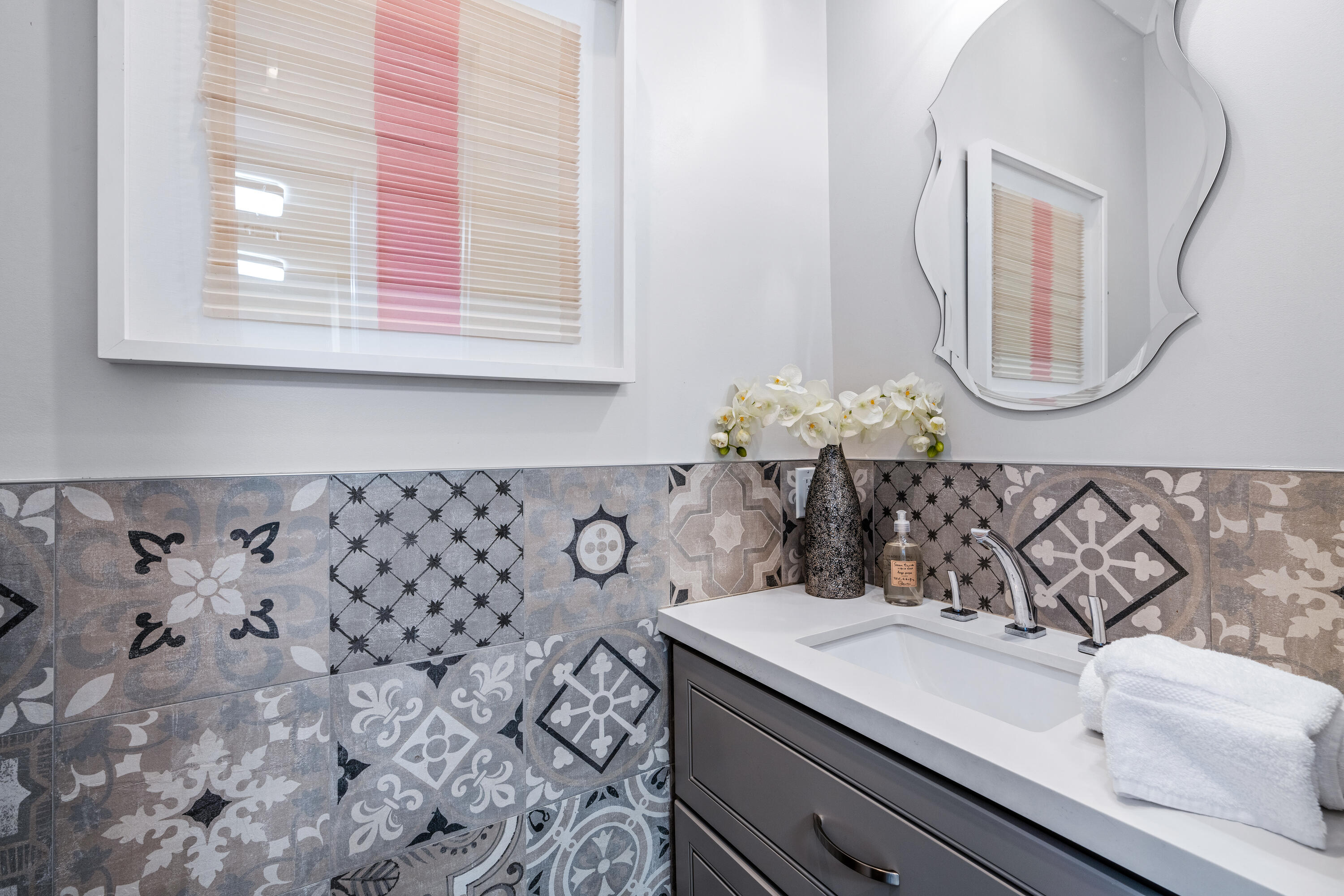 EDGEWATER - Residential