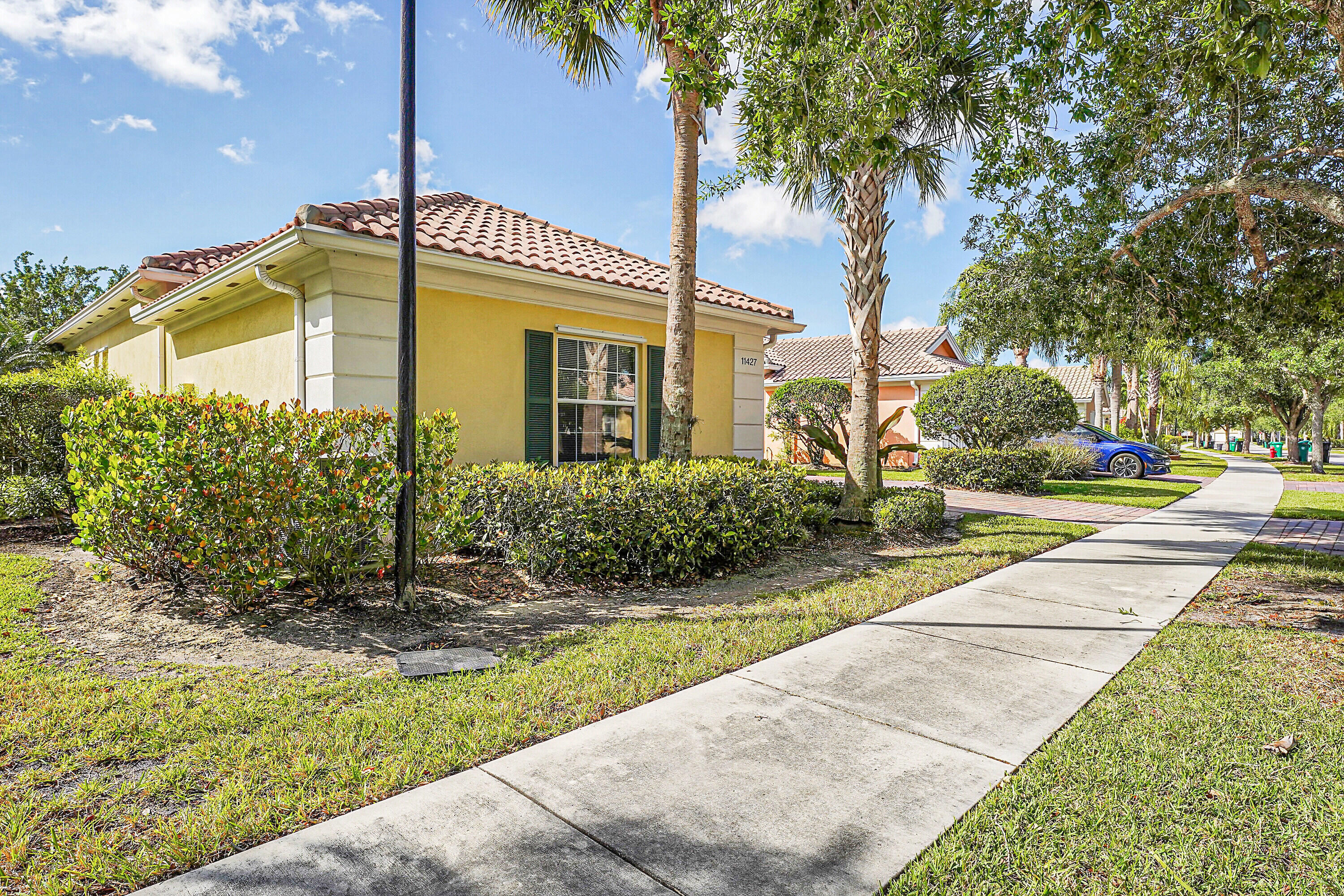 Tradition The Lakes - Residential Lease