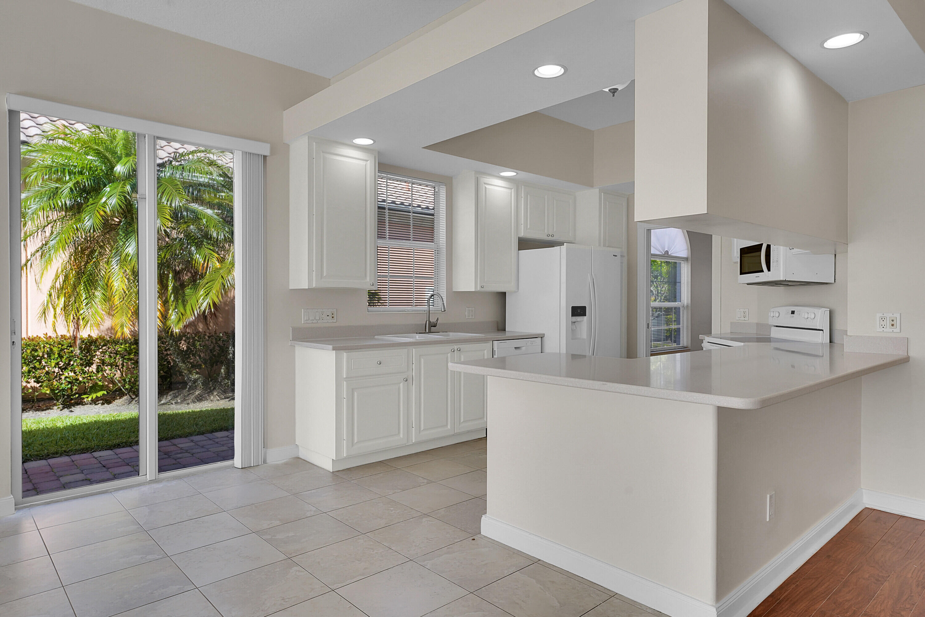 Tradition The Lakes - Residential Lease
