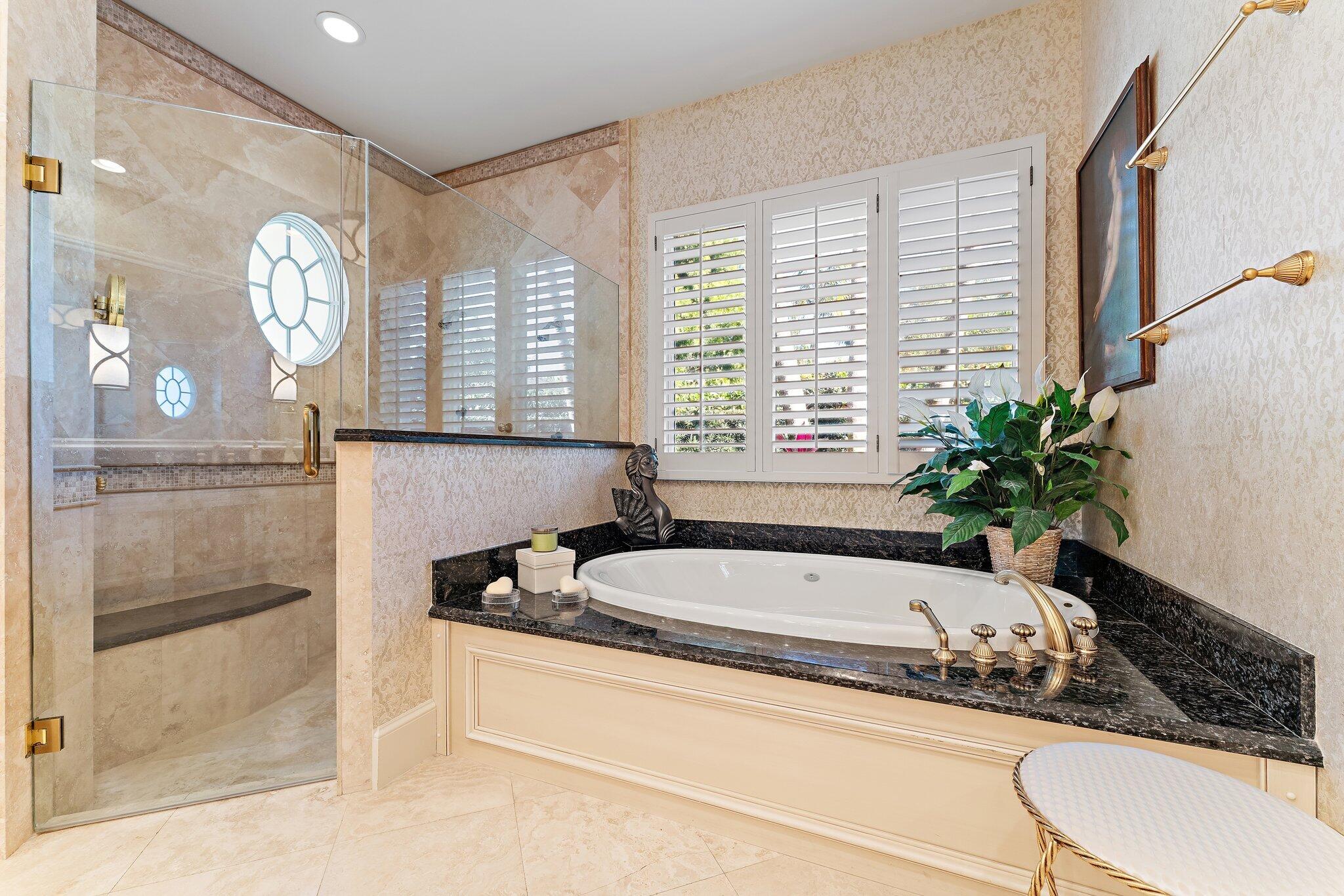 OLD PALM 4 - Residential