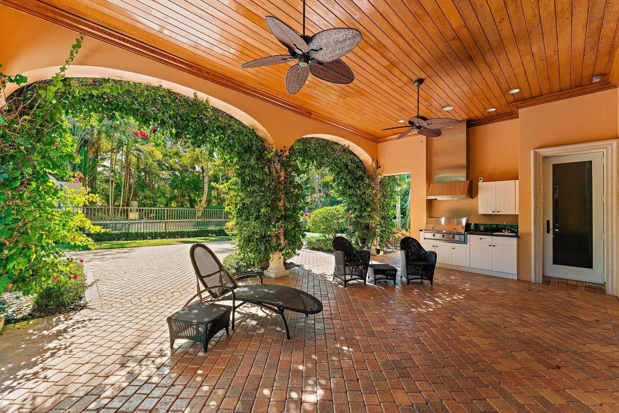 OLD PALM 4 - Residential