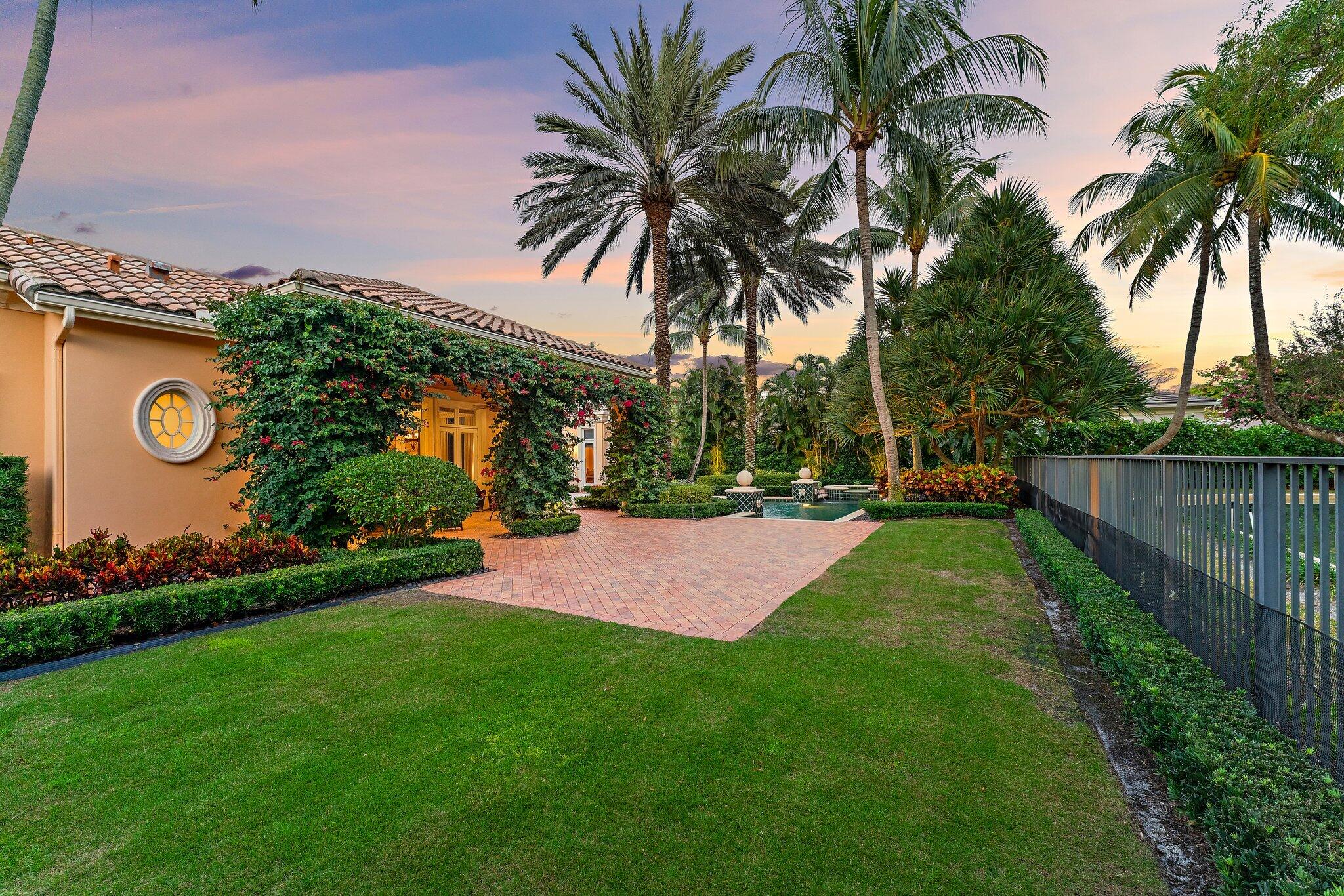 OLD PALM 4 - Residential