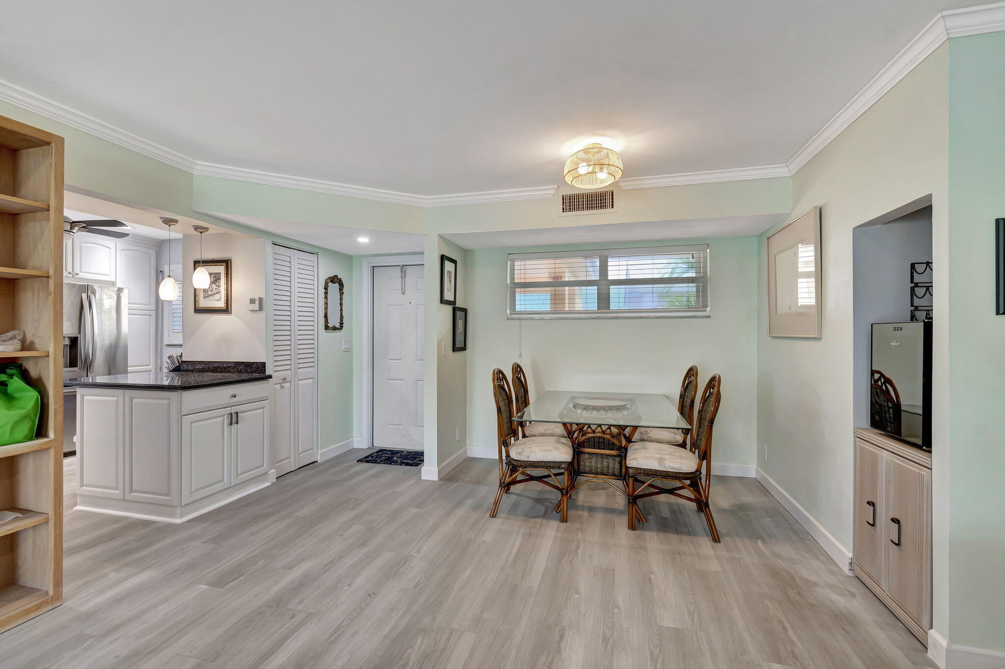 COLONIAL CLUB CONDO SEC 1 - Residential Lease