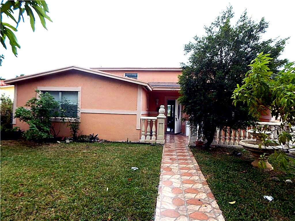 Spacious home located in the heart of Lauderdale Lakes! This property features a functional layout with generous living areas, abundant natural light, and great potential for customization or investment. The home offers a comfortable flow between living, dining, and kitchen spaces—ideal for everyday living or entertaining.  Conveniently situated near major highways, shopping centers, dining, and schools, providing easy access to everything South Florida has to offer. Whether you're a first-time homebuyer or an investor seeking rental income potential, this property presents an excellent opportunity.  Don't miss your chance to own in a centrally located community with strong demand and growth potential. Schedule your private showing today!