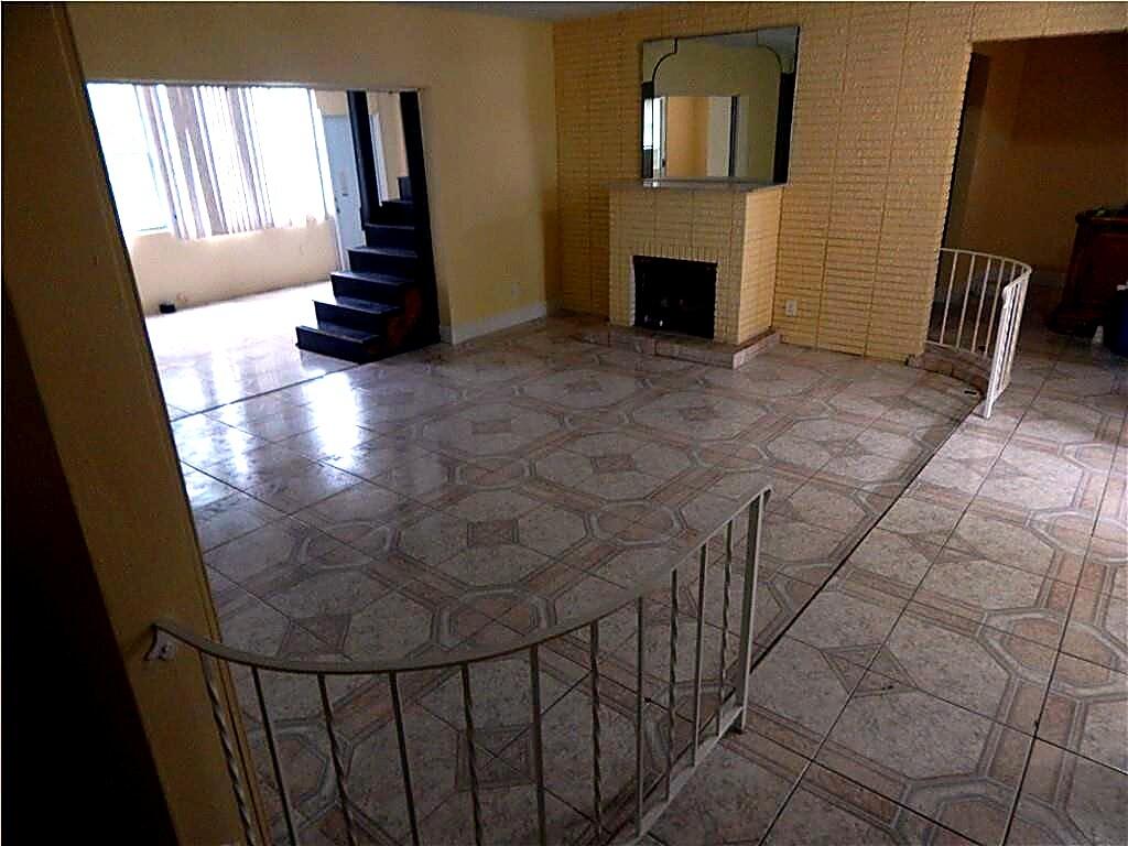 ORIOLE ESTATES SEC 3 - Residential