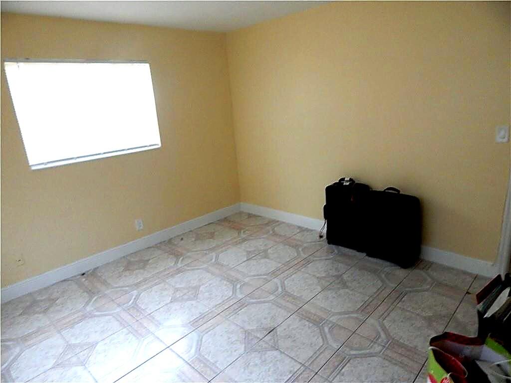 ORIOLE ESTATES SEC 3 - Residential