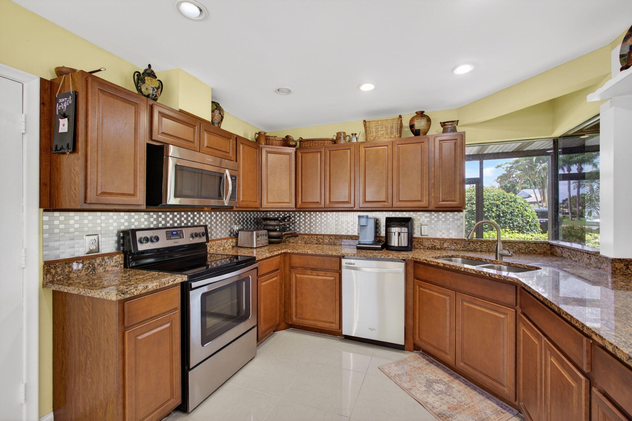 EASTPOINTE COUNTRY CLUB 7A - Residential