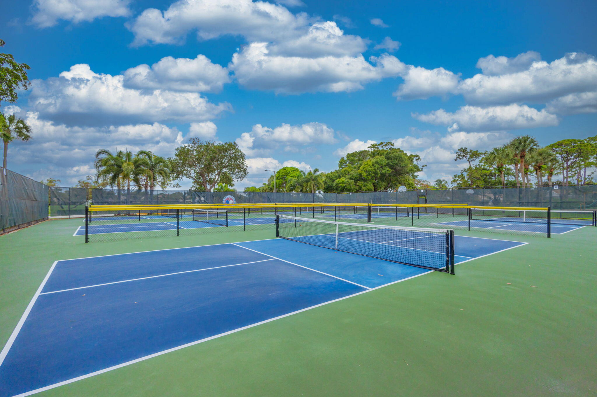 EASTPOINTE COUNTRY CLUB 7A - Residential