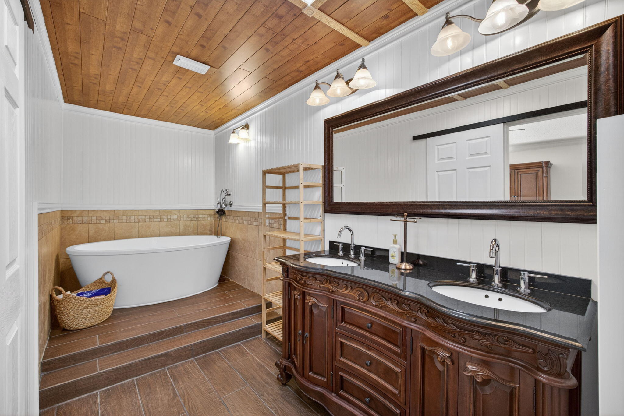 EASTPOINTE COUNTRY CLUB 7A - Residential
