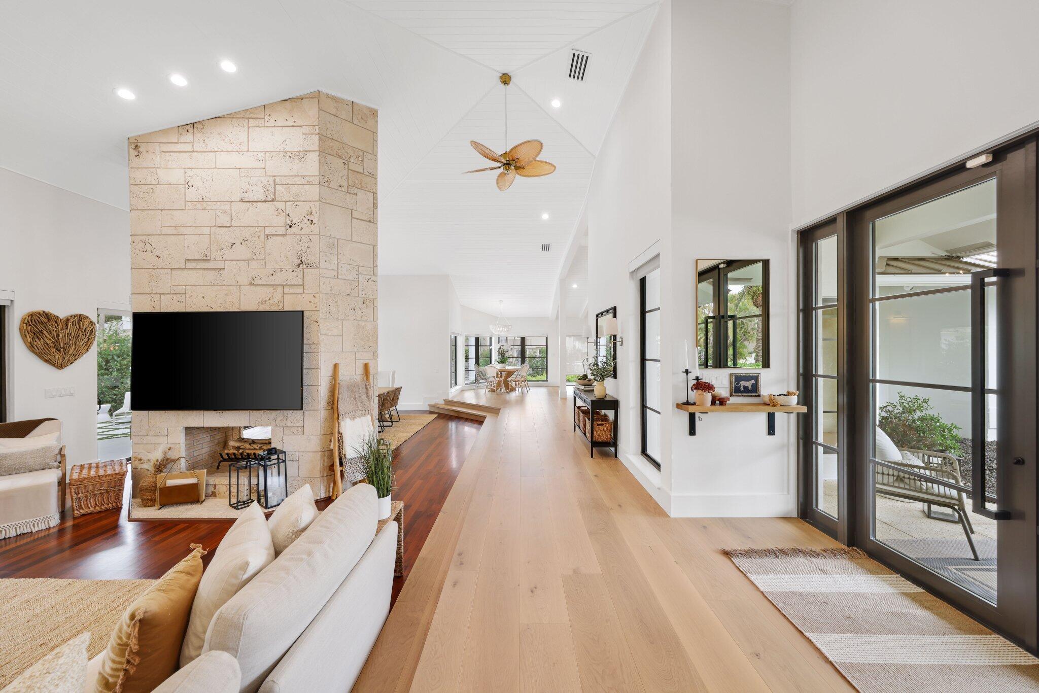 BOCA BAY COLONY - Residential