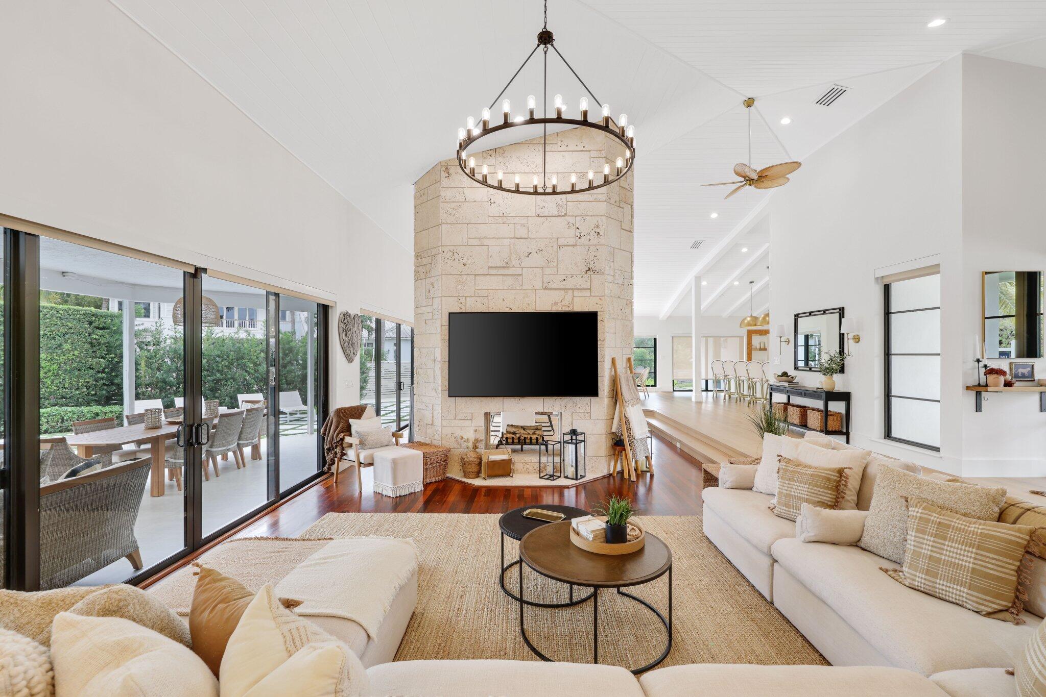 BOCA BAY COLONY - Residential