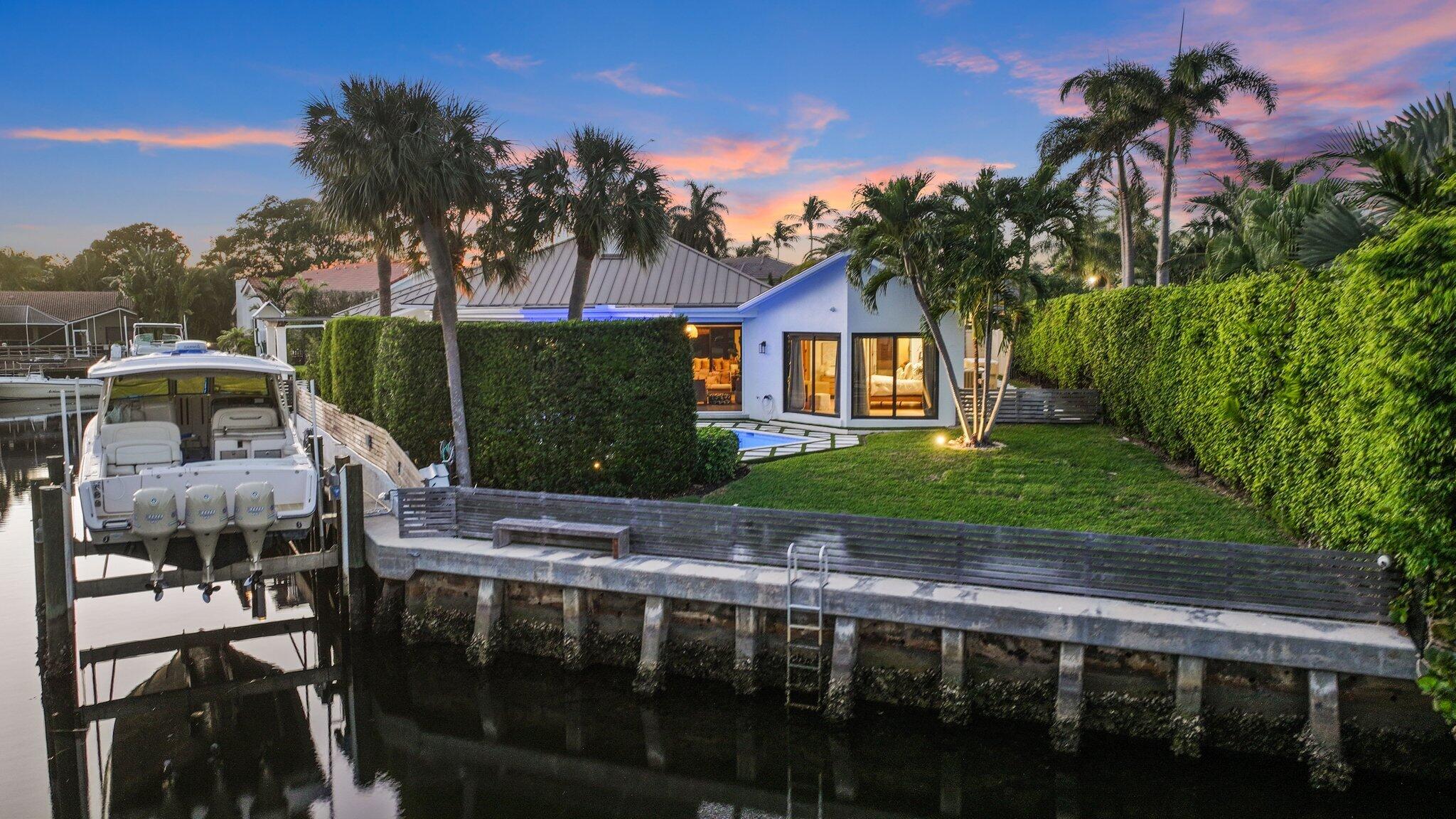 BOCA BAY COLONY - Residential