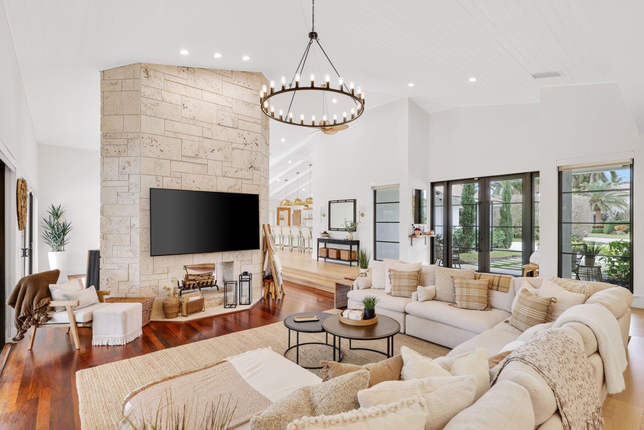 BOCA BAY COLONY - Residential