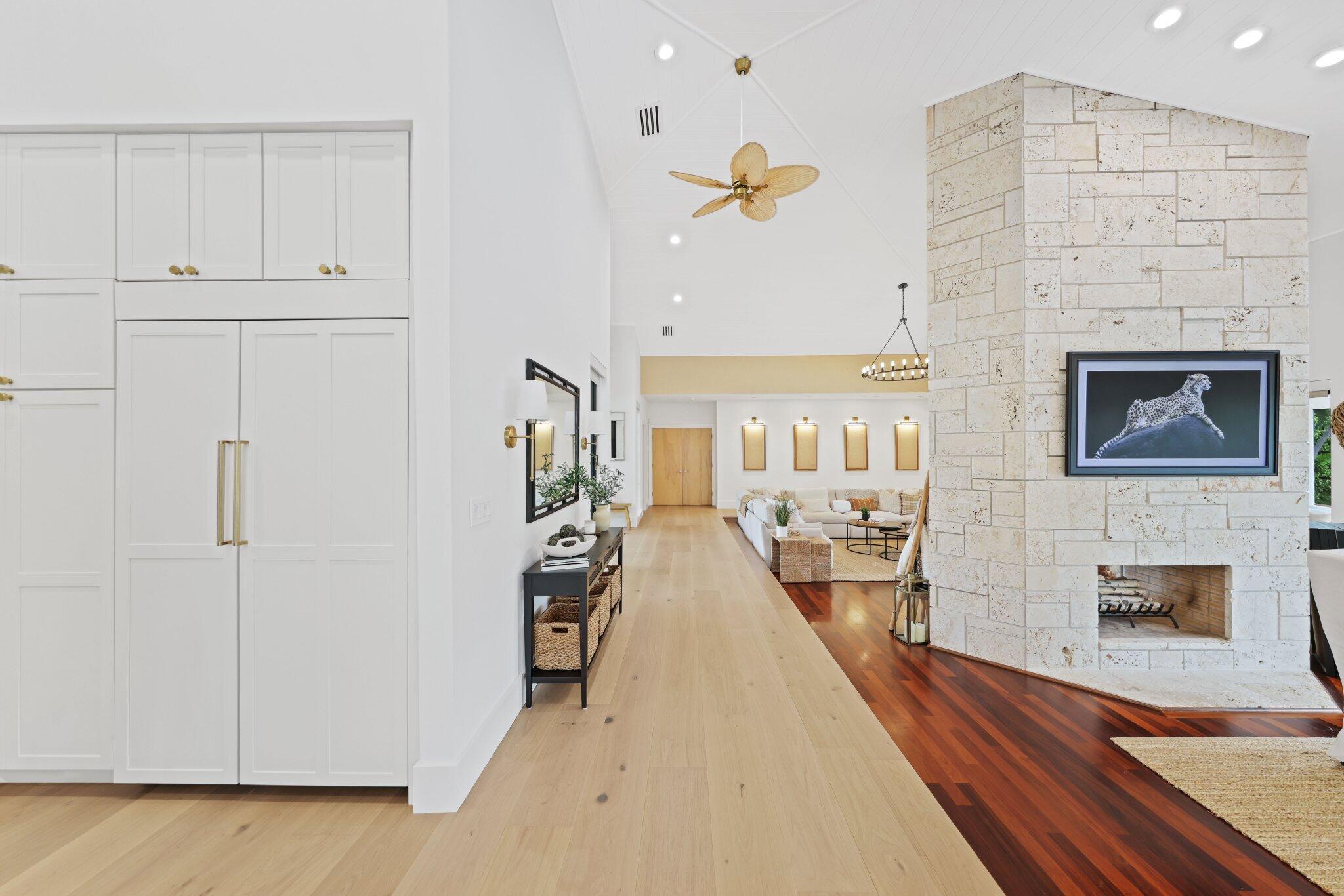 BOCA BAY COLONY - Residential