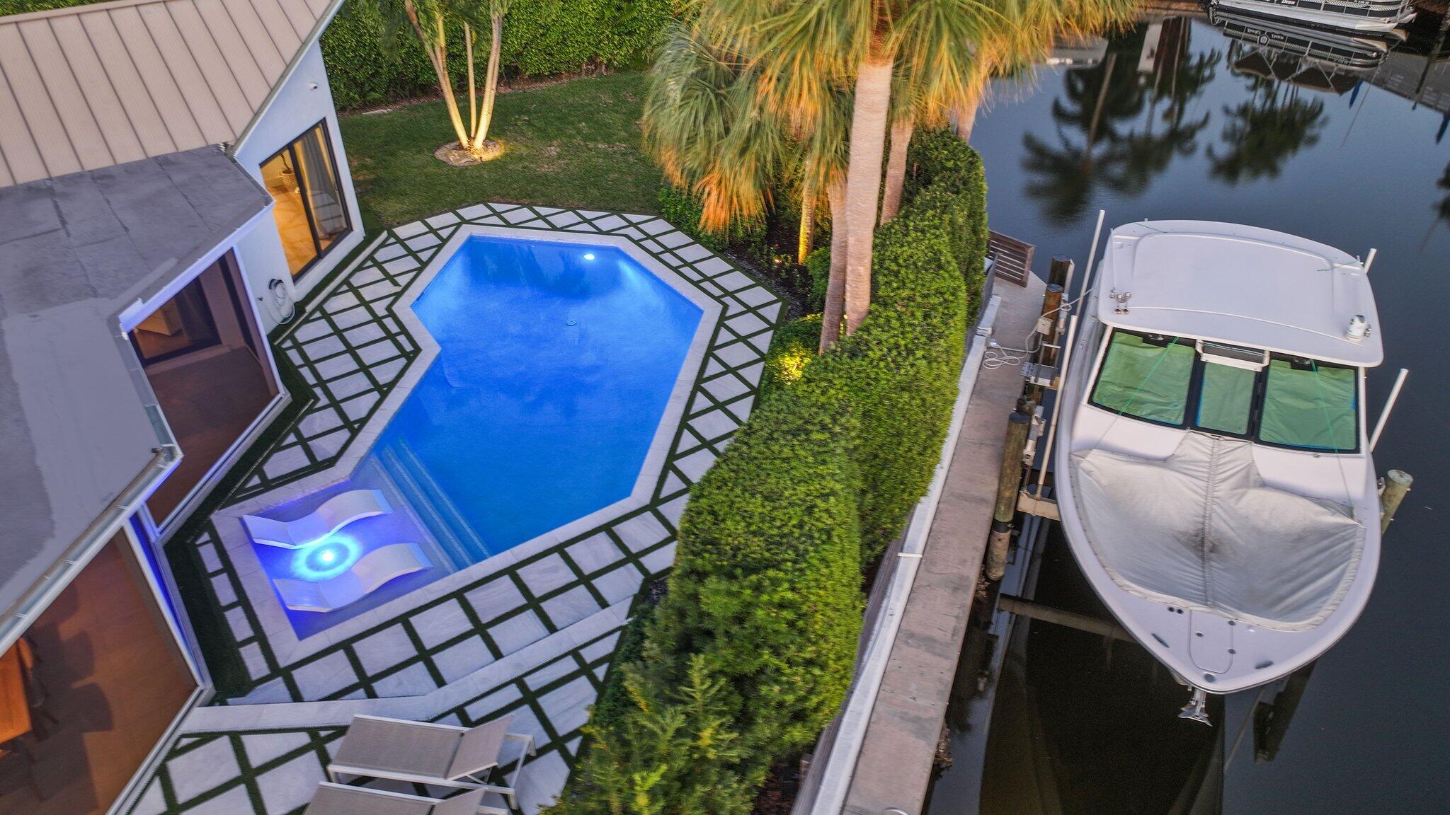 BOCA BAY COLONY - Residential