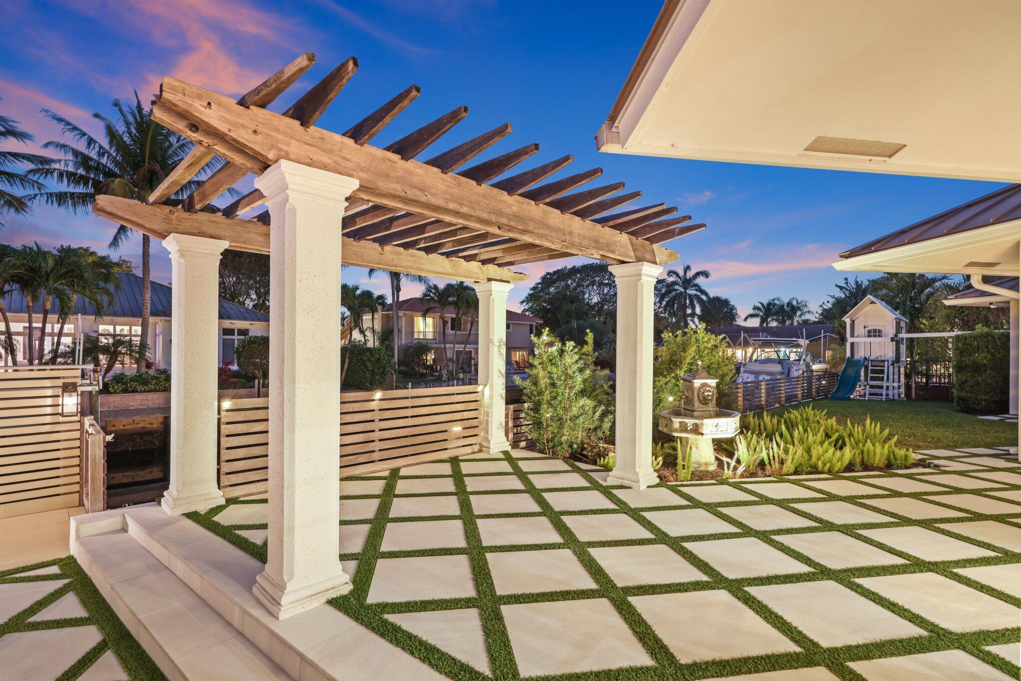 BOCA BAY COLONY - Residential