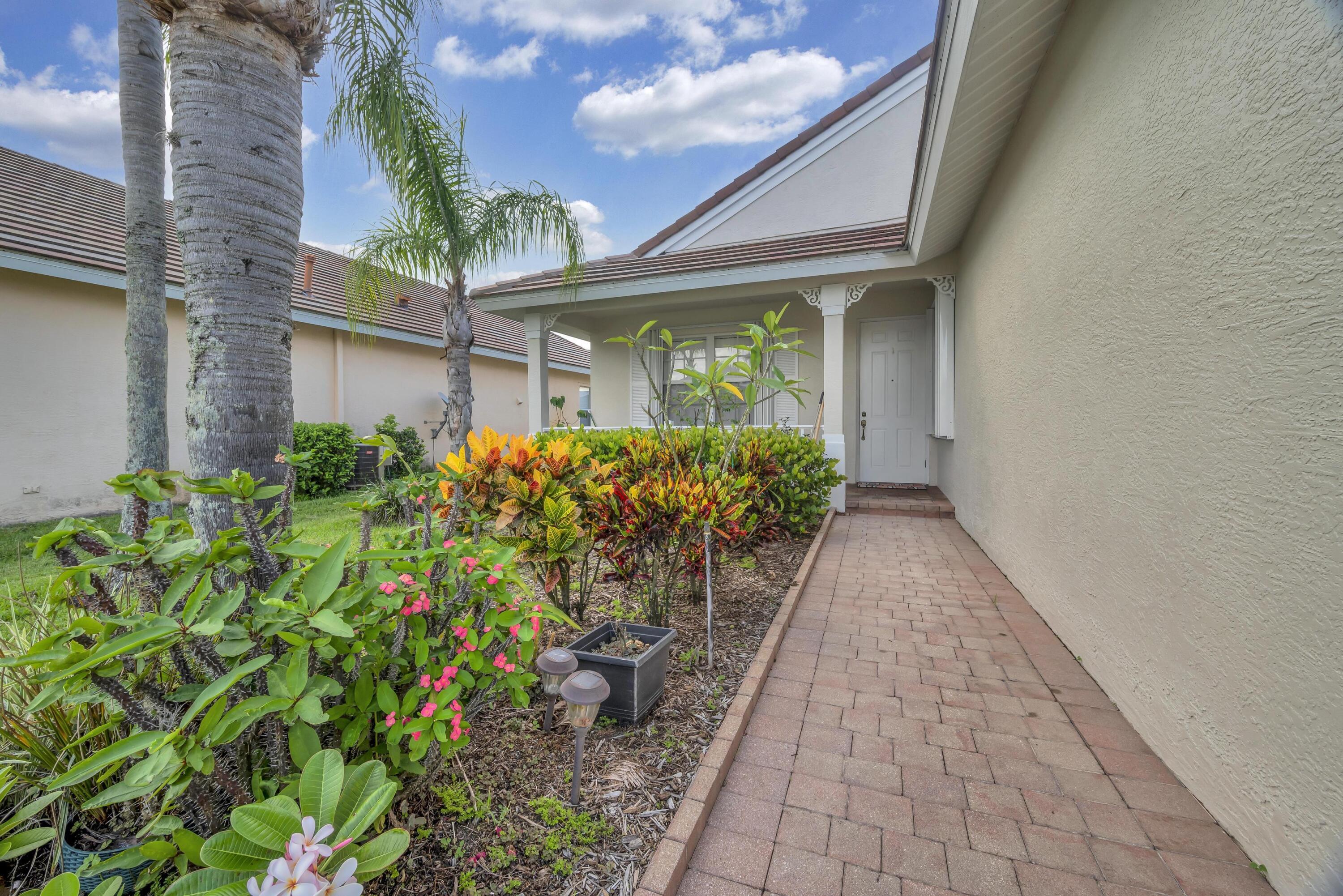Magnolia Lakes - Residential