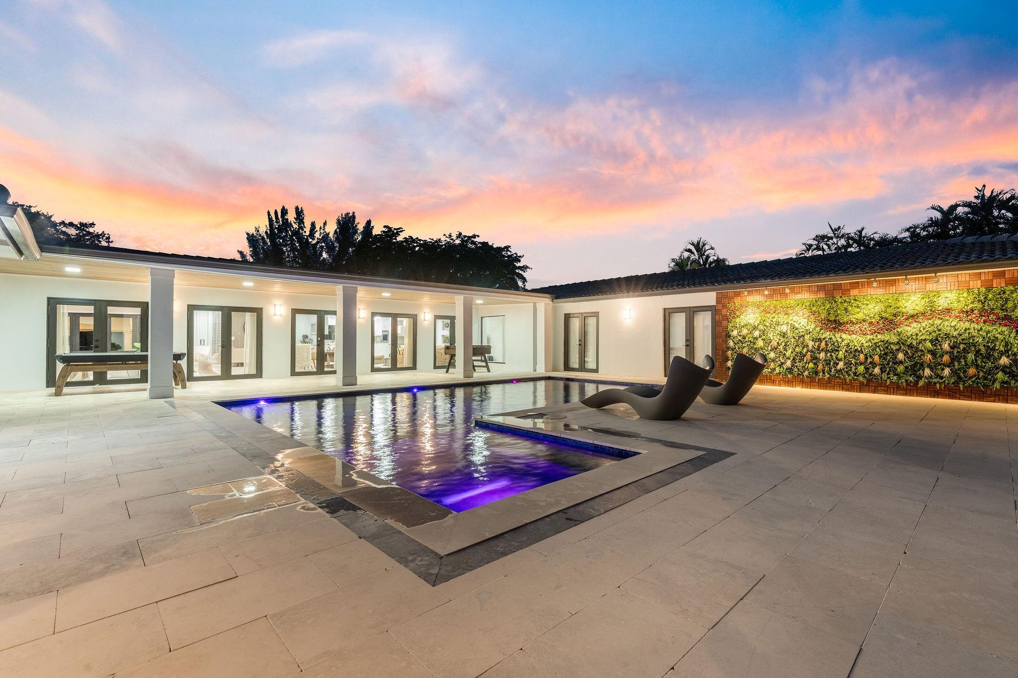 SUNSHINE RANCHES - Residential
