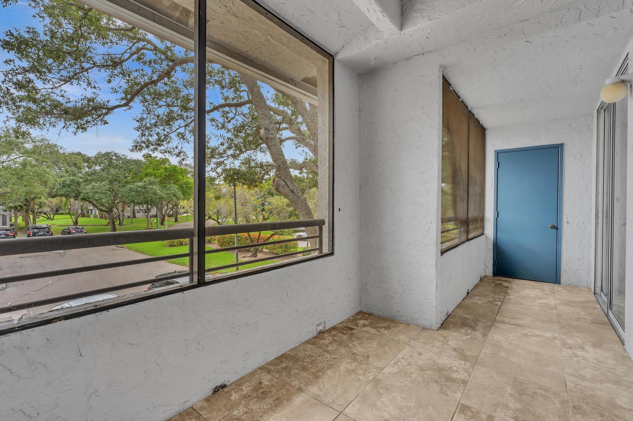 COCO PARC CONDO - Residential