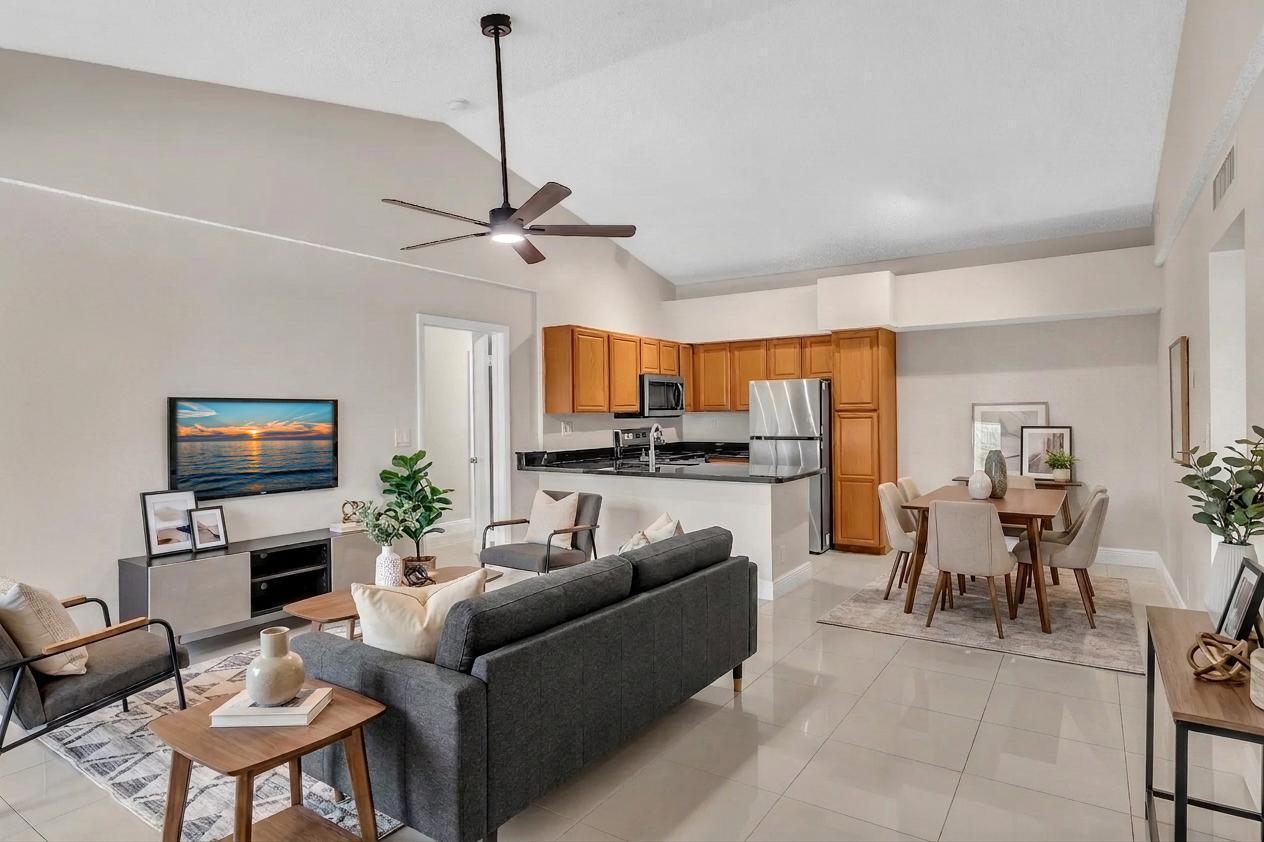 COCO PARC CONDO - Residential