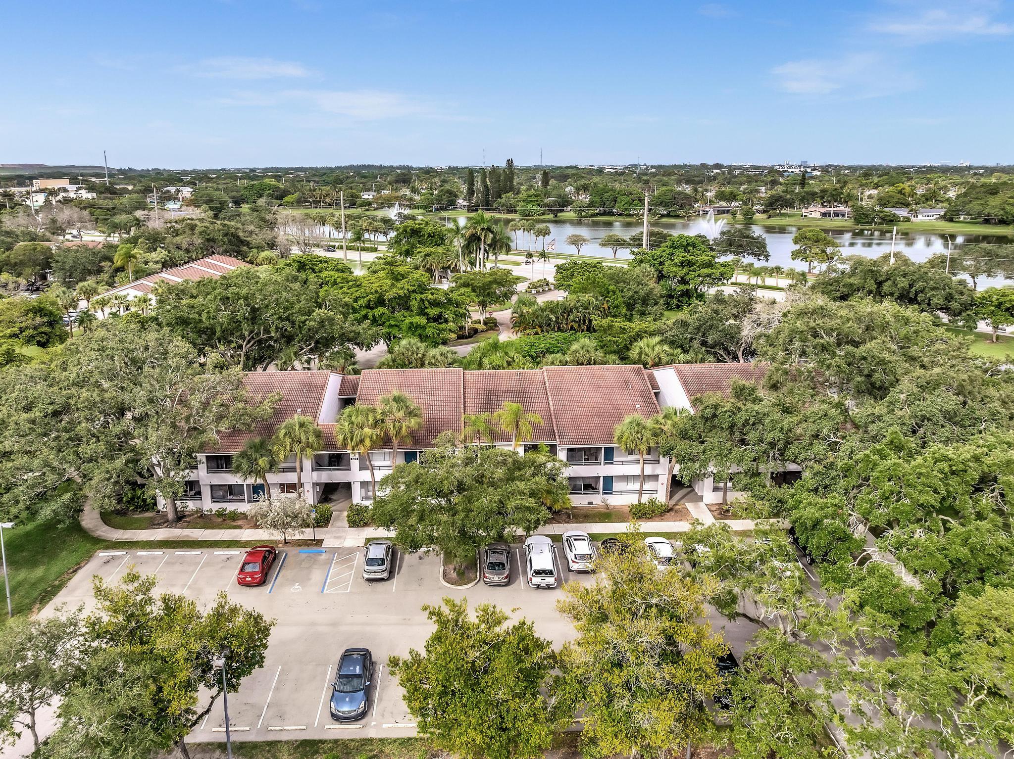 COCO PARC CONDO - Residential