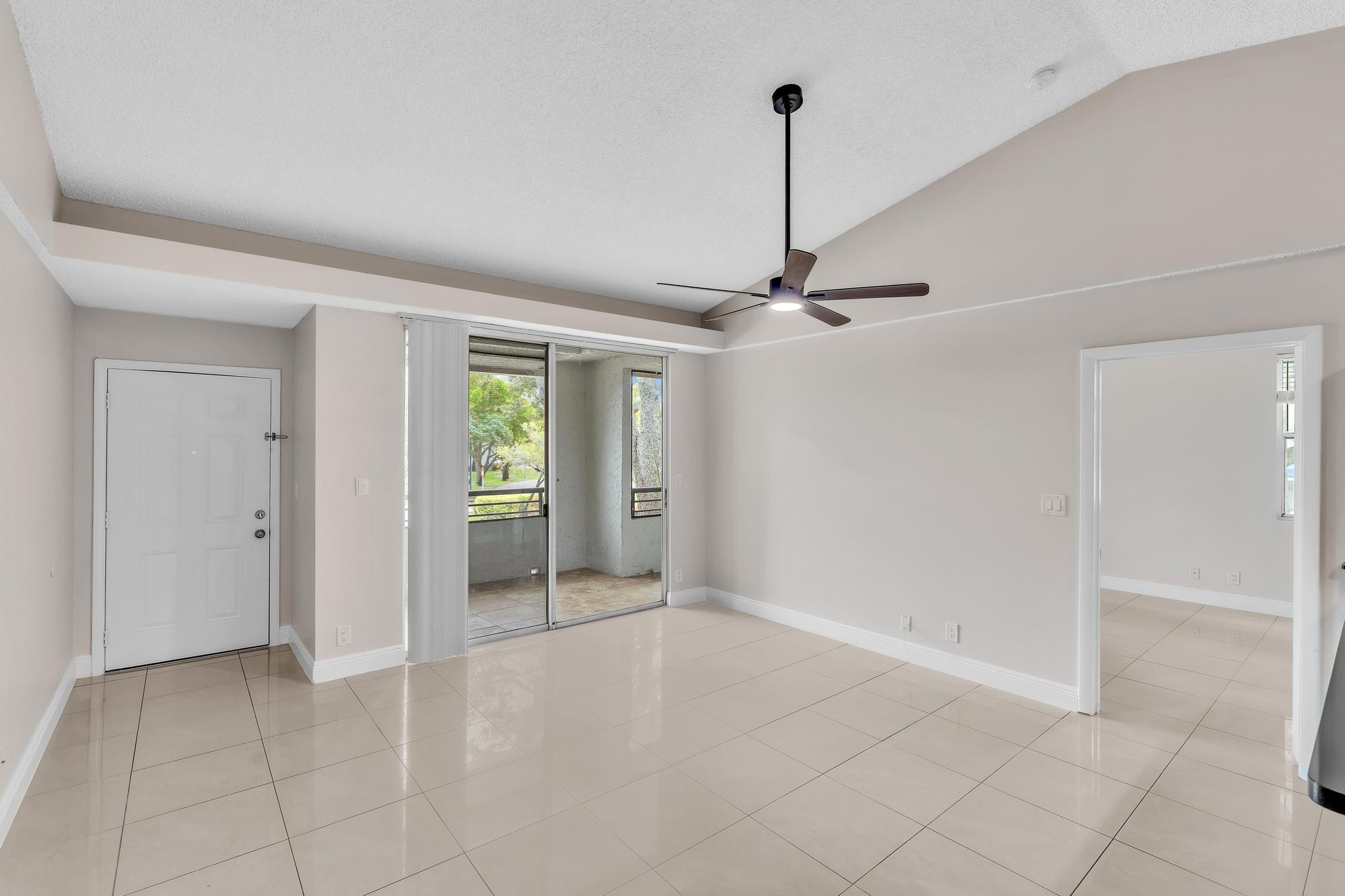 COCO PARC CONDO - Residential