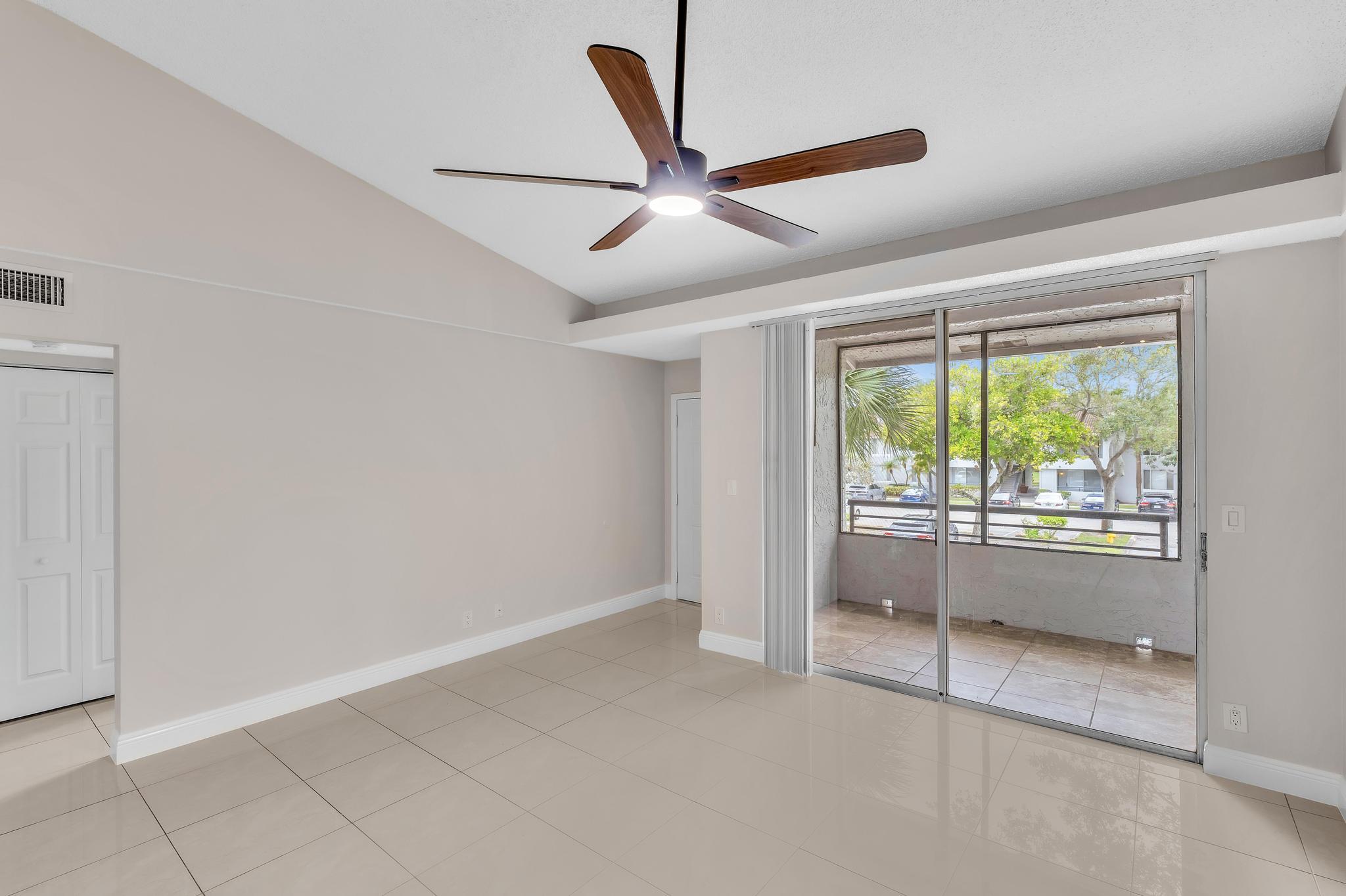 COCO PARC CONDO - Residential