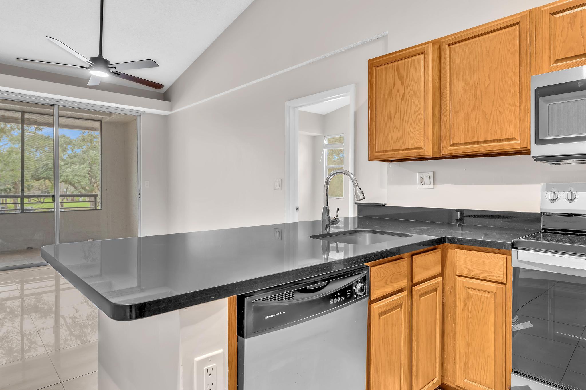 COCO PARC CONDO - Residential